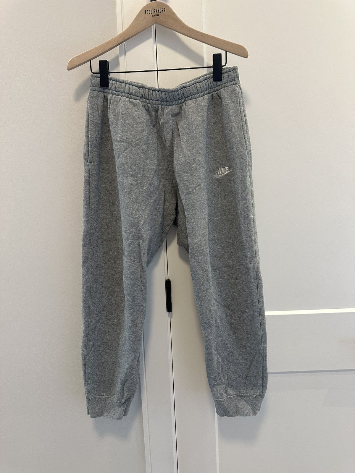 Nike Nike jogger sweatpants Size US 34 / EU 50 - 1 Thumbnail