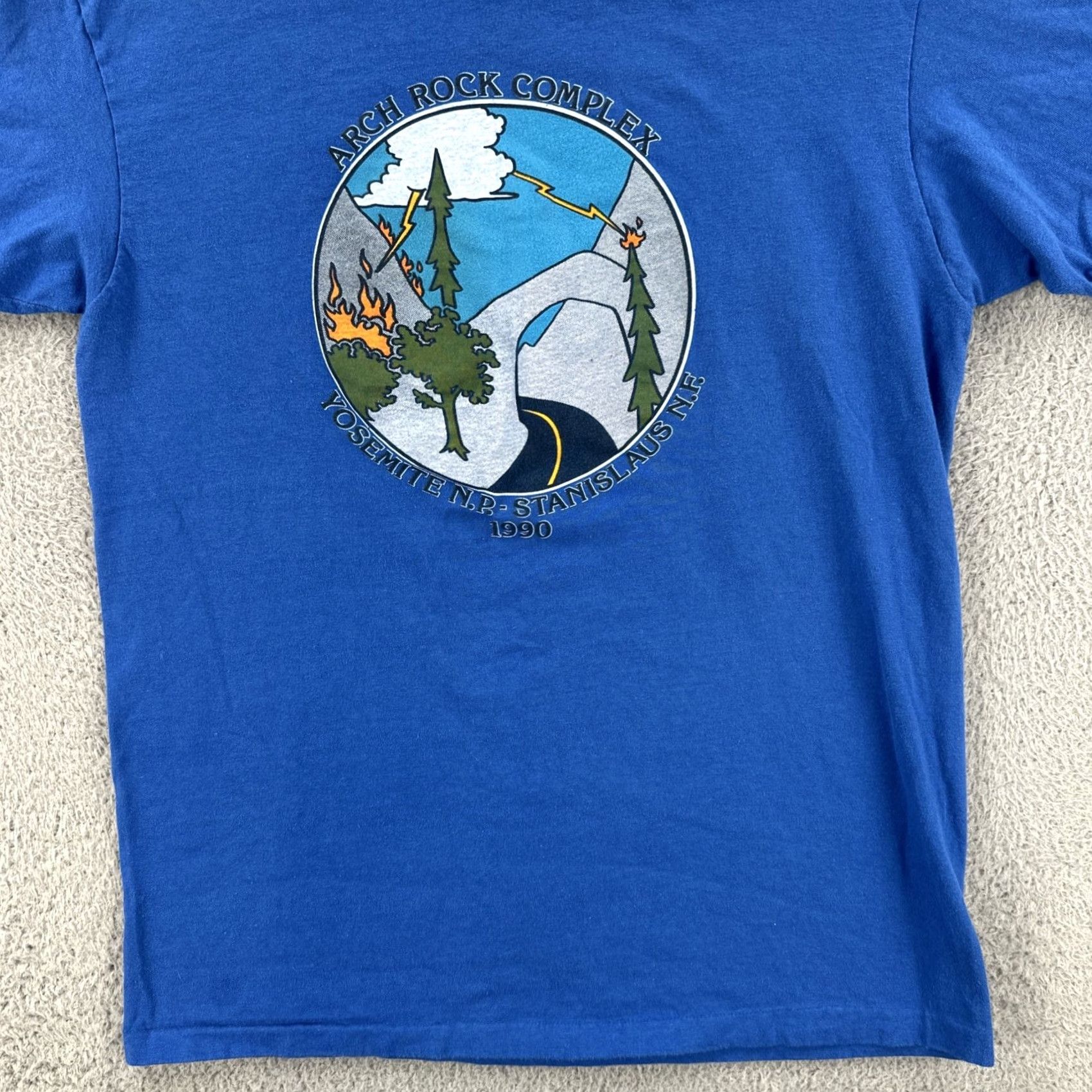 Hanes VINTAGE Hanes Beefy-T Shirt Mens L Blue 90s USA Arch Rock Complex Graphic Print Short Sleeve Crew Neck Size US L / EU 52-54 / 3 - 4 Thumbnail
