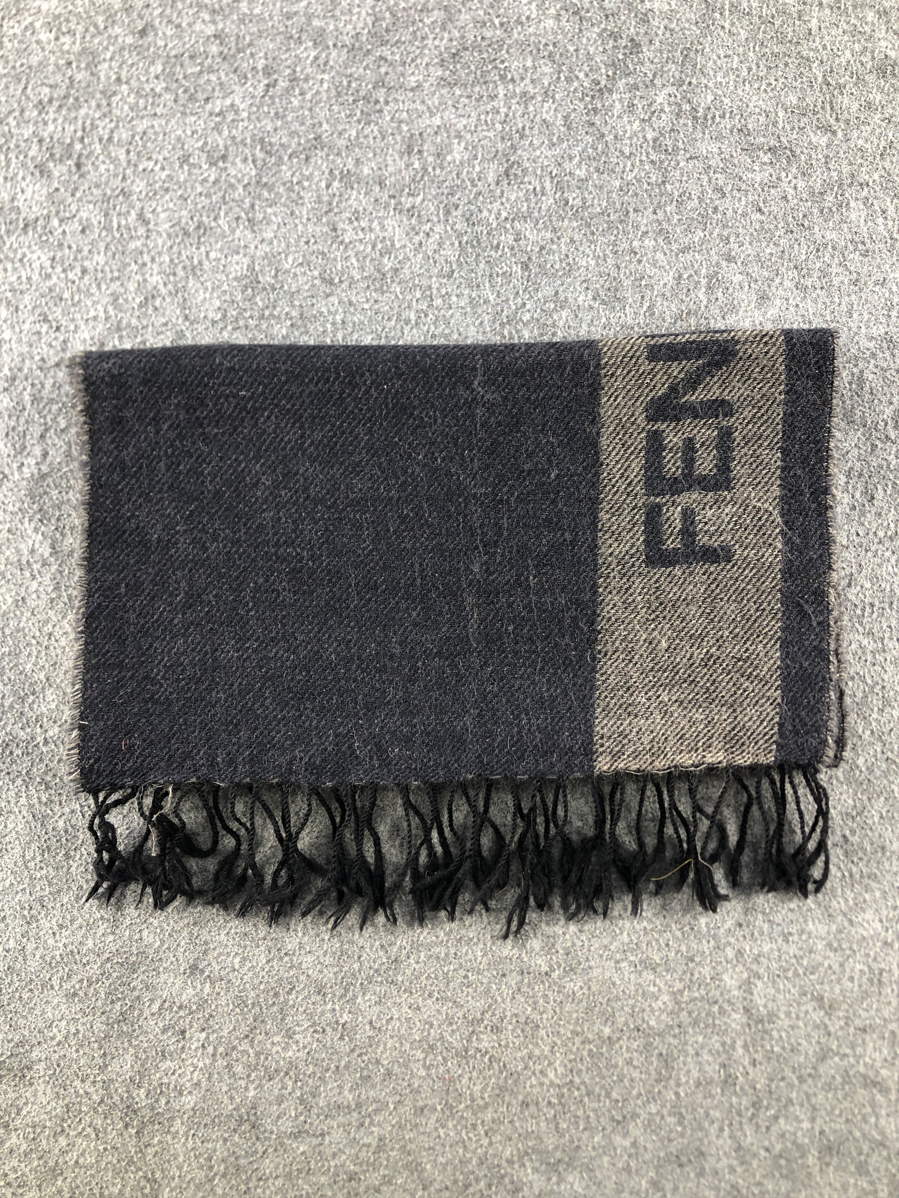 Fendi Fendi Scarf / Muffler / Neckwear P886 Size ONE SIZE - 7 Thumbnail