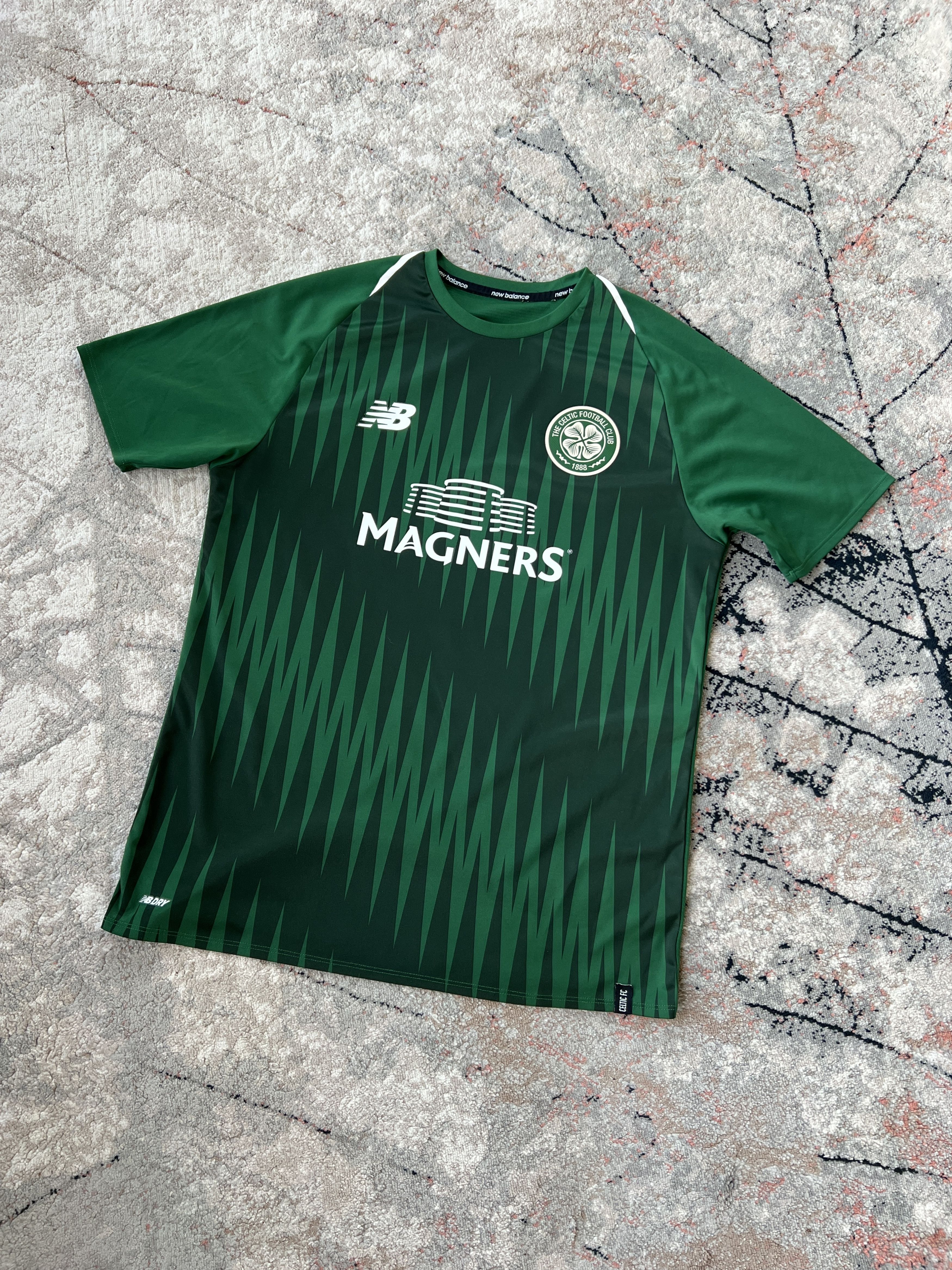 New Balance New Balance Celtic Football Club Jersey Size US M / EU 48-50 / 2 - 1 Thumbnail