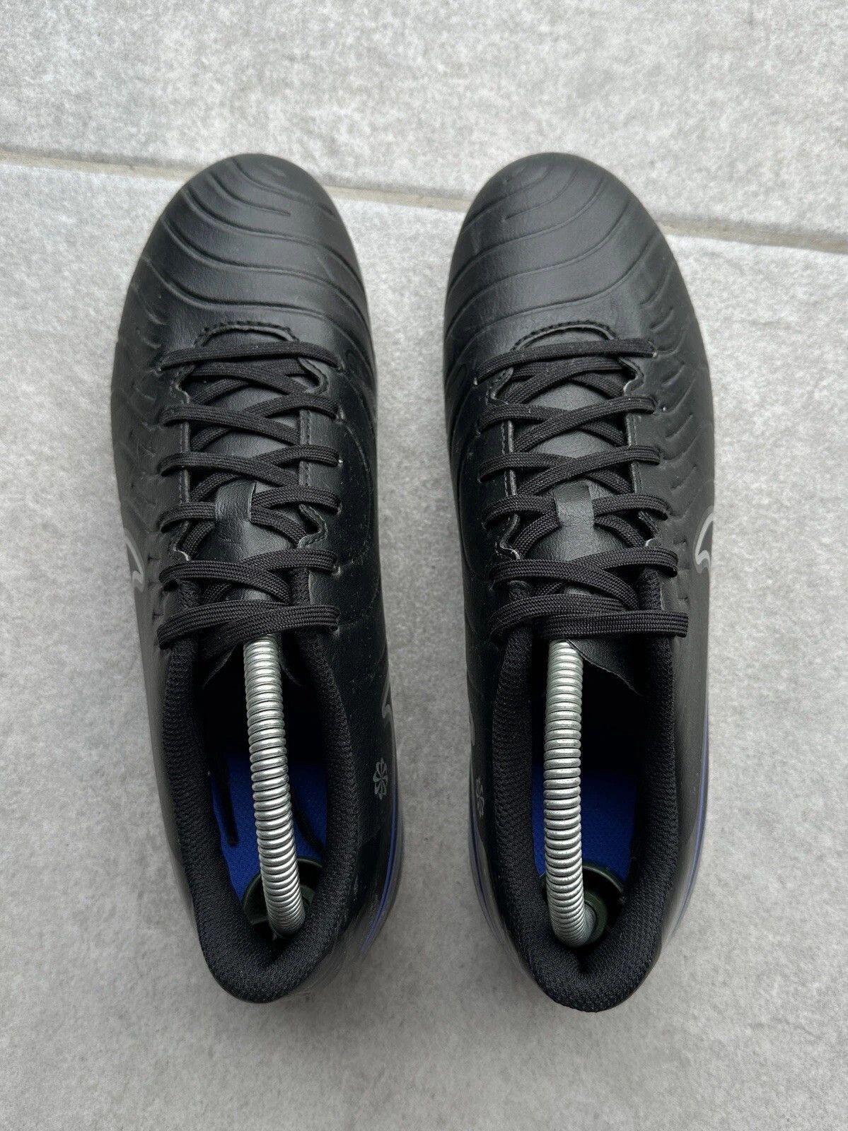 Nike Nike Tiempo Legend 10 Club Black/Chrome-Hyper Royal Men's Size US 8 / EU 41 - 6 Thumbnail