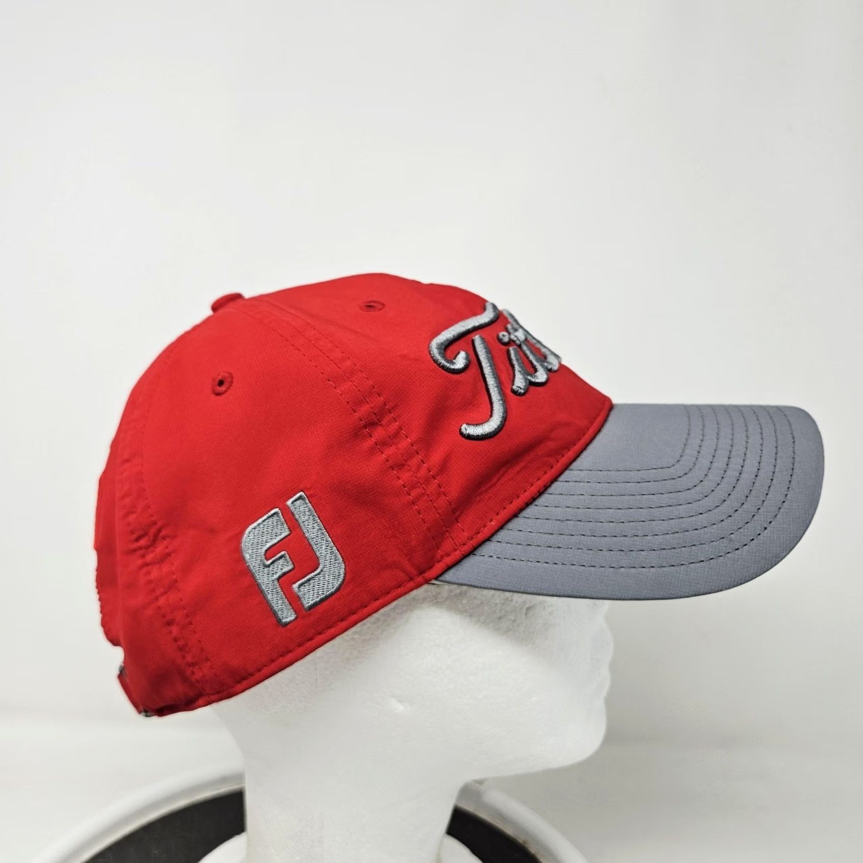 Titleist Titleist Hat Cap Baseball Strap Back One Size Red Gray Mens Pro V1 Golf Logo Size ONE SIZE - 3 Thumbnail