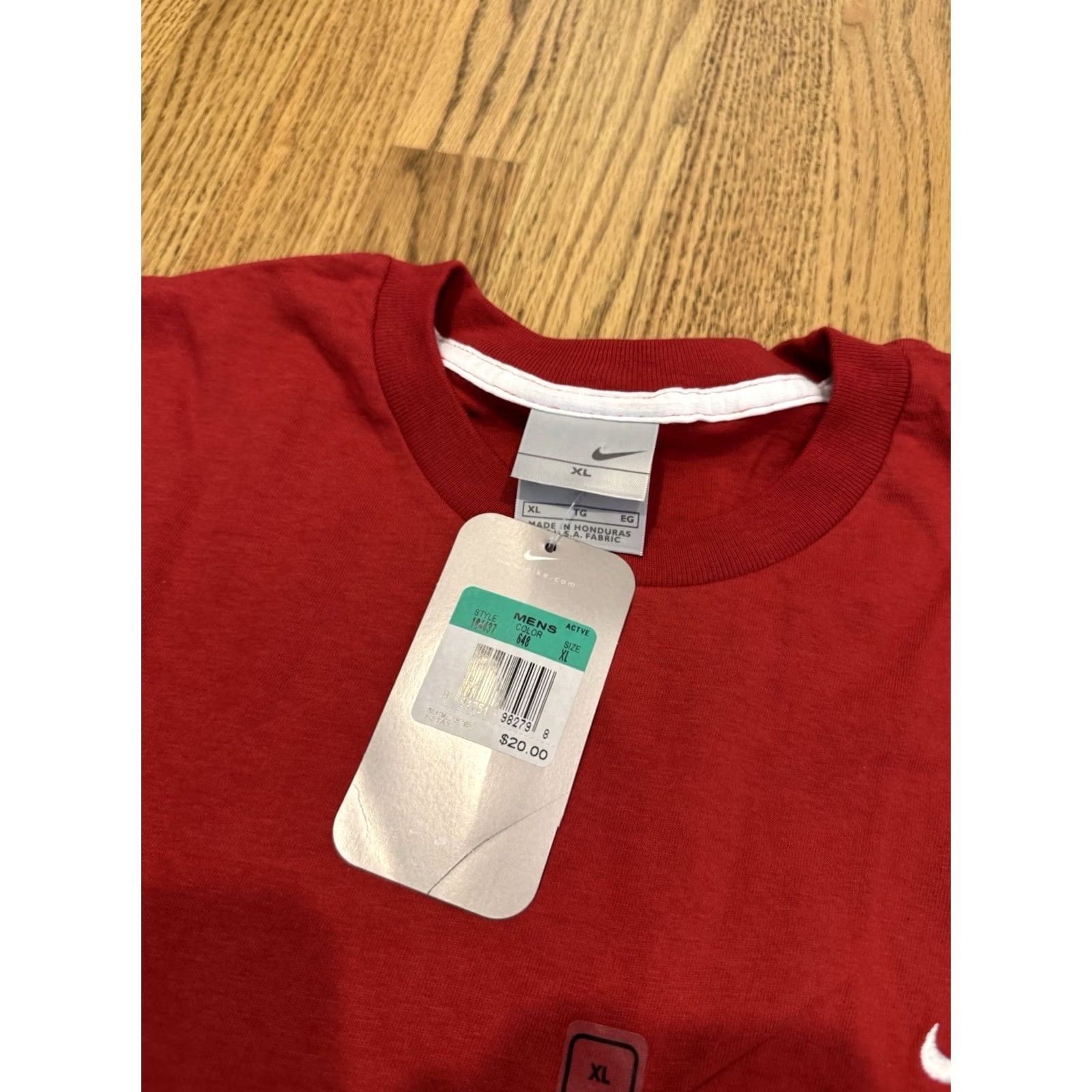 Nike VINTAGE Nike Swoosh T Shirt Men XL Red Short Sleeve 90s Sports USA NWT NOS Check Mens Size US XL / EU 56 / 4 - 3 Thumbnail