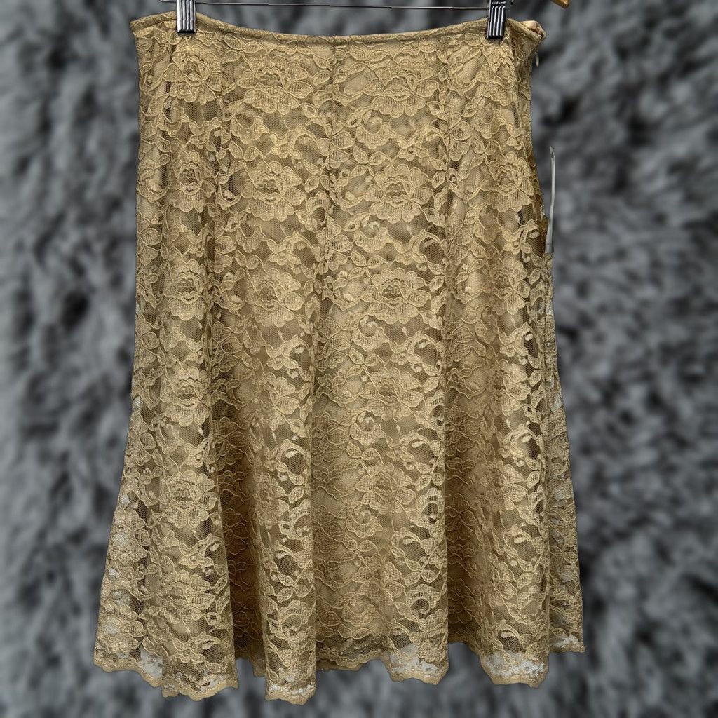 Laura Ashley VINTAGE Laura Ashley Skirt Petite 14P Tan Lace Overlay Knee Length Aline Floral Zip Feminine Romantic Pants? Size 36" / US 14 / IT 50 - 1 Thumbnail