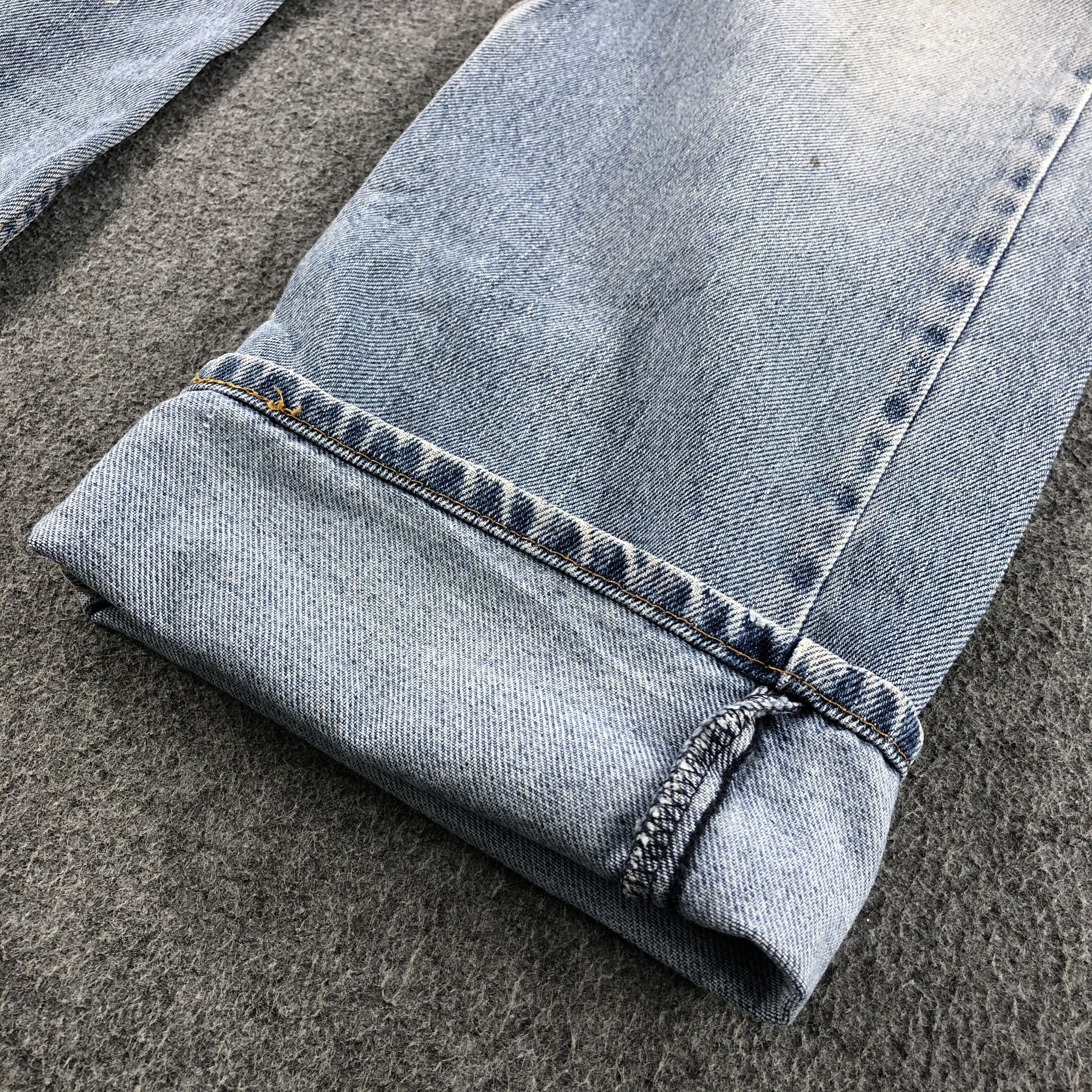 Levi's Light Wash Vintage Levis 505 Jeans-J1179 Size US 37 - 7 Thumbnail