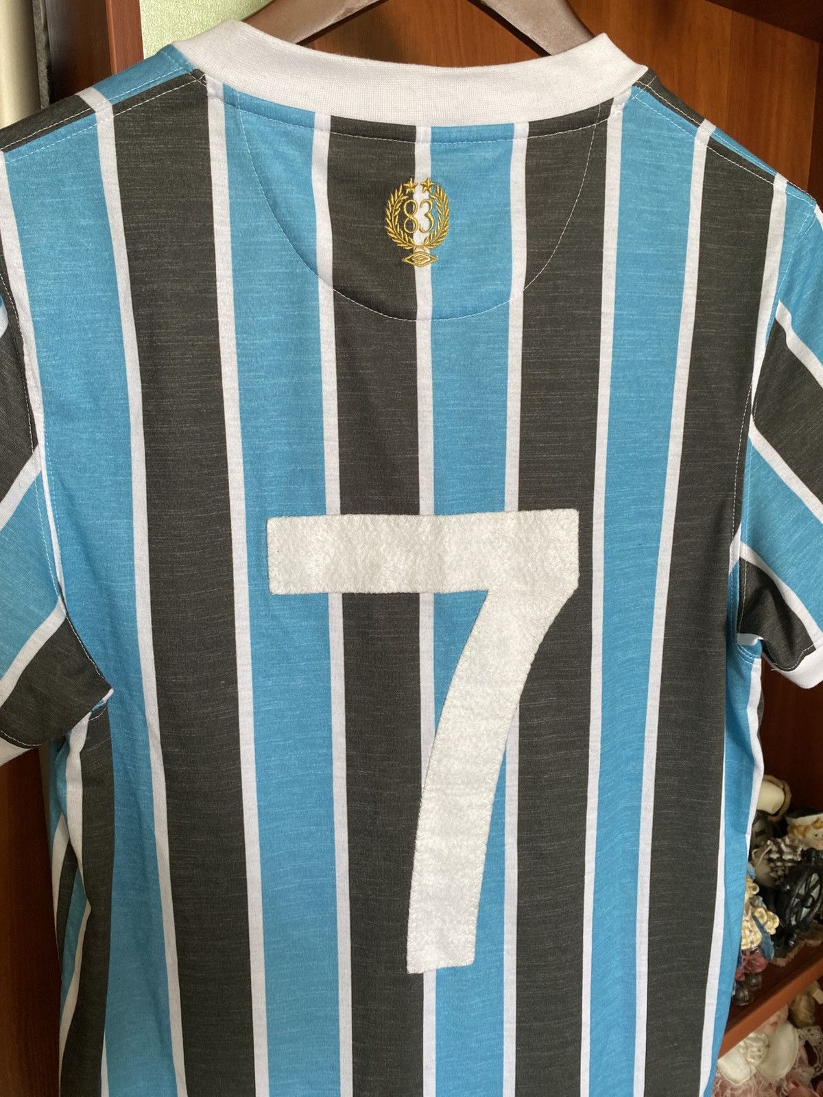 Umbro Official Umbro Gremio 1983 Retro # 7 Jersey Football Soccer Size US S / EU 44-46 / 1 - 3 Thumbnail