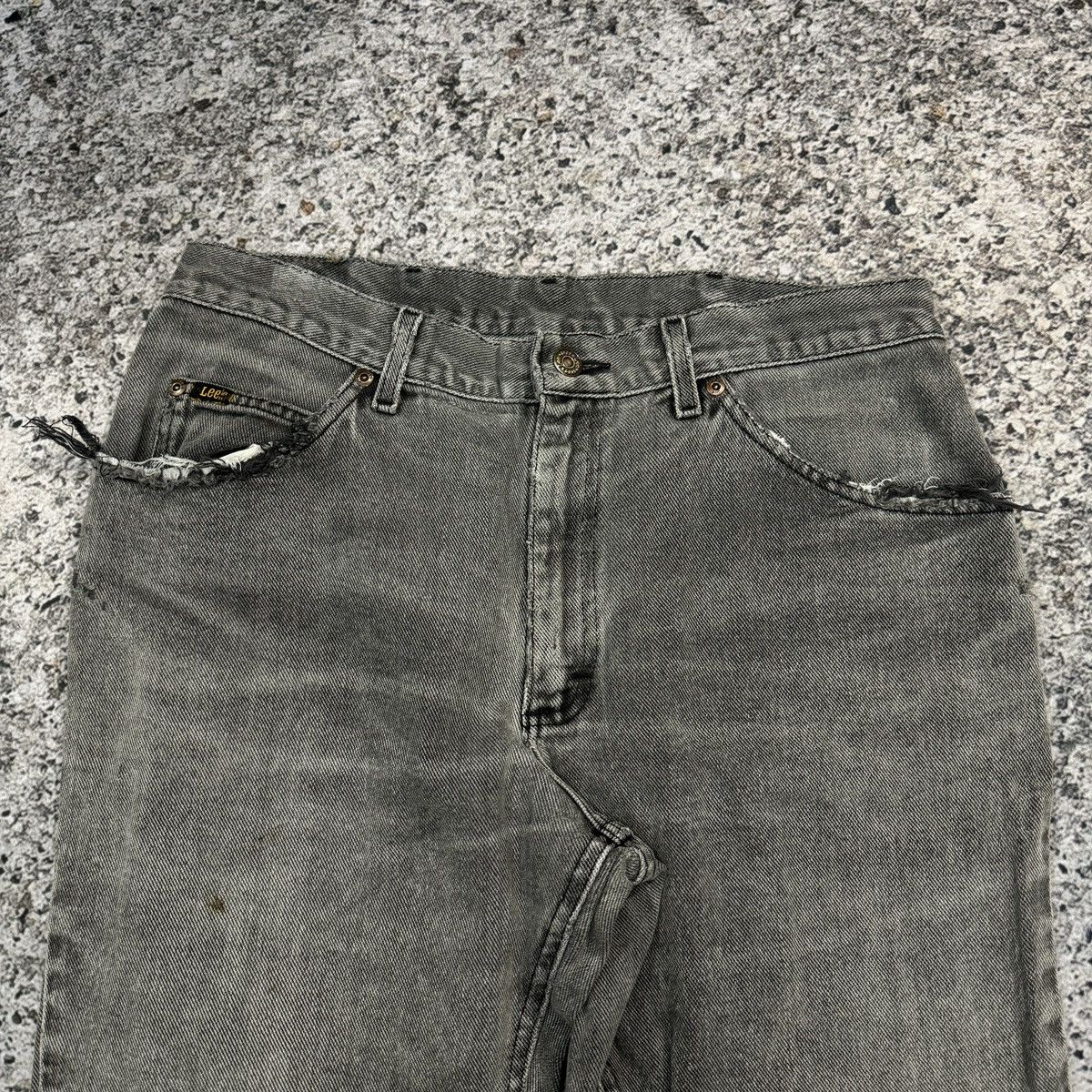 Vintage Sun Faded Thrashed Distressed Lee Jeans ERD Grunge Style Size US 31 - 3 Thumbnail