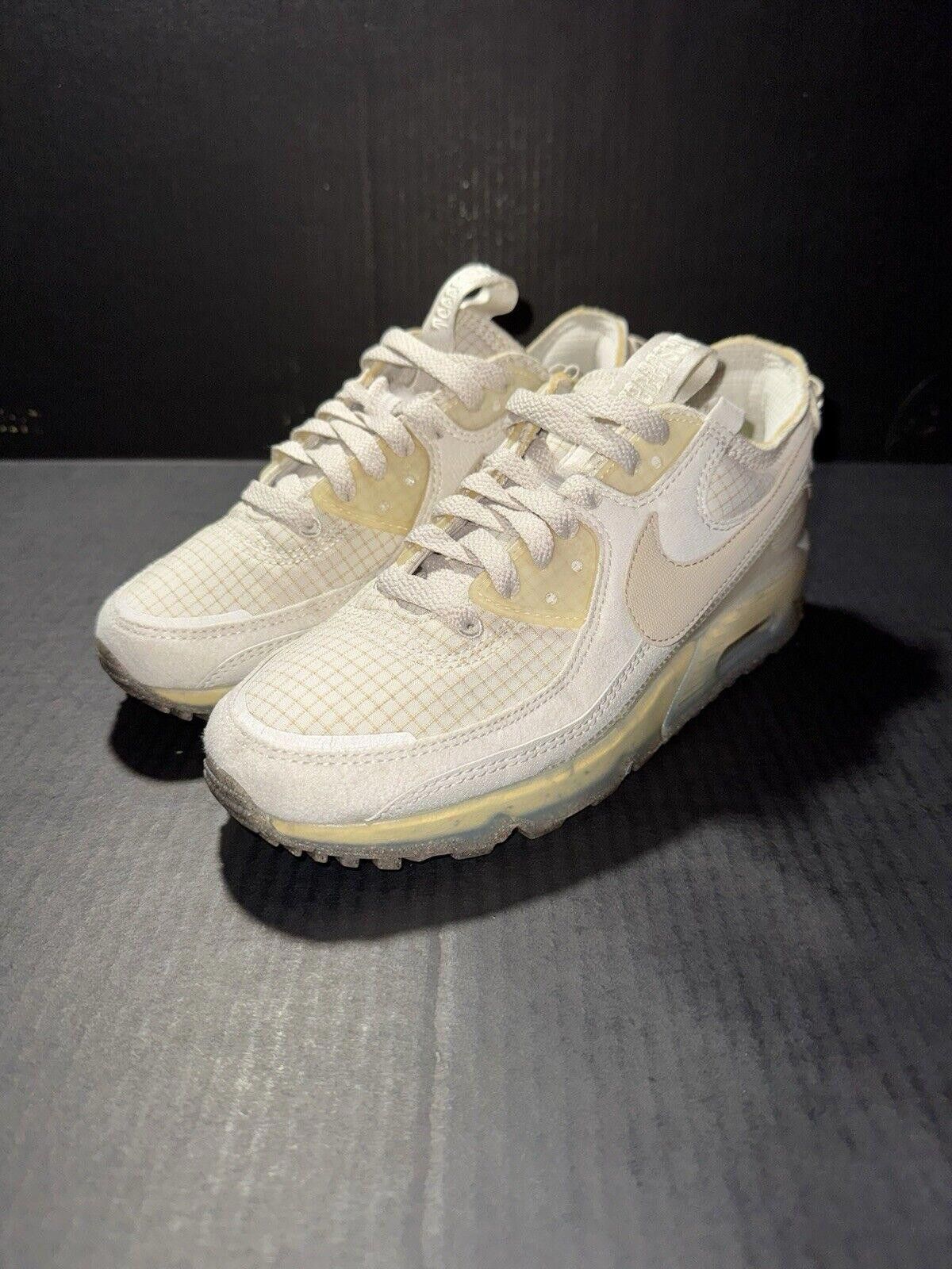 Nike Nike WMNS Air Max 90 Terrascape Light Bone DC9450-001 6.5 Size US 6.5 / IT 36.5 - 4 Thumbnail