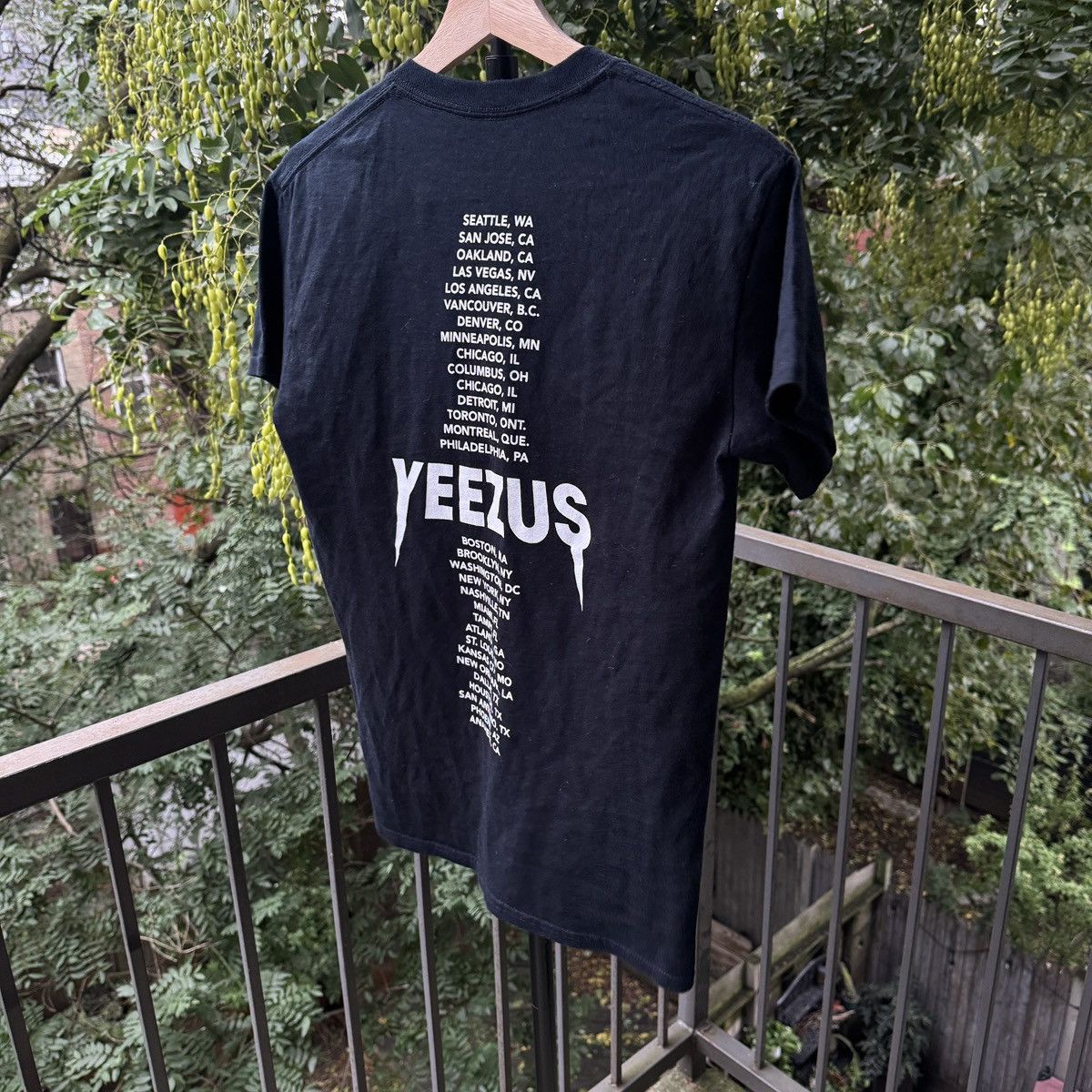 Kanye West Yeezus Mask Tour Tee Shirt Size US S / EU 44-46 / 1 - 5 Thumbnail