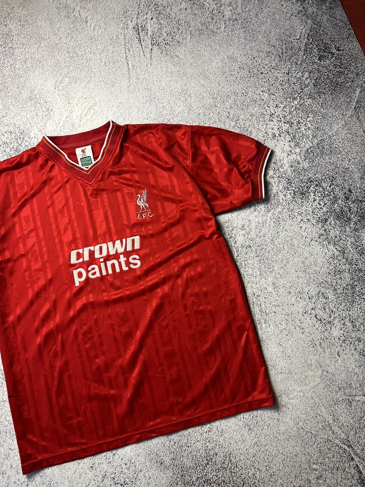 Vintage Liverpool 1982 Score Draw Football Shirt Mens Top Jersey Size US L / EU 52-54 / 3 - 5 Thumbnail