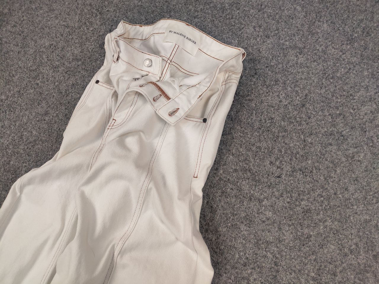 By Malene Birger Design Wayde White Baggy Wide Leg Jeans, Women's (Size 28) — image 4 of 6