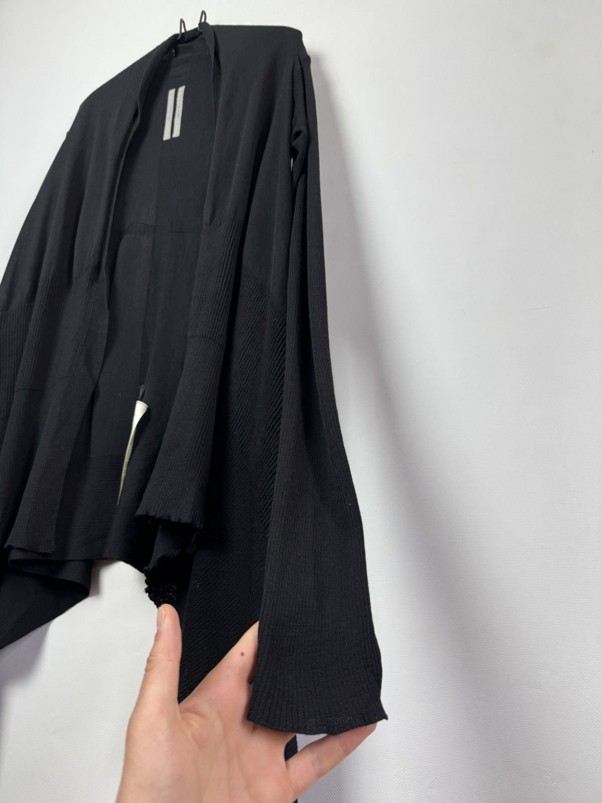 Rick Owens Rick Owens FW19 ‘LARRY’ Large Wrap Cardigan Size L / US 10 / IT 46 - 4 Thumbnail