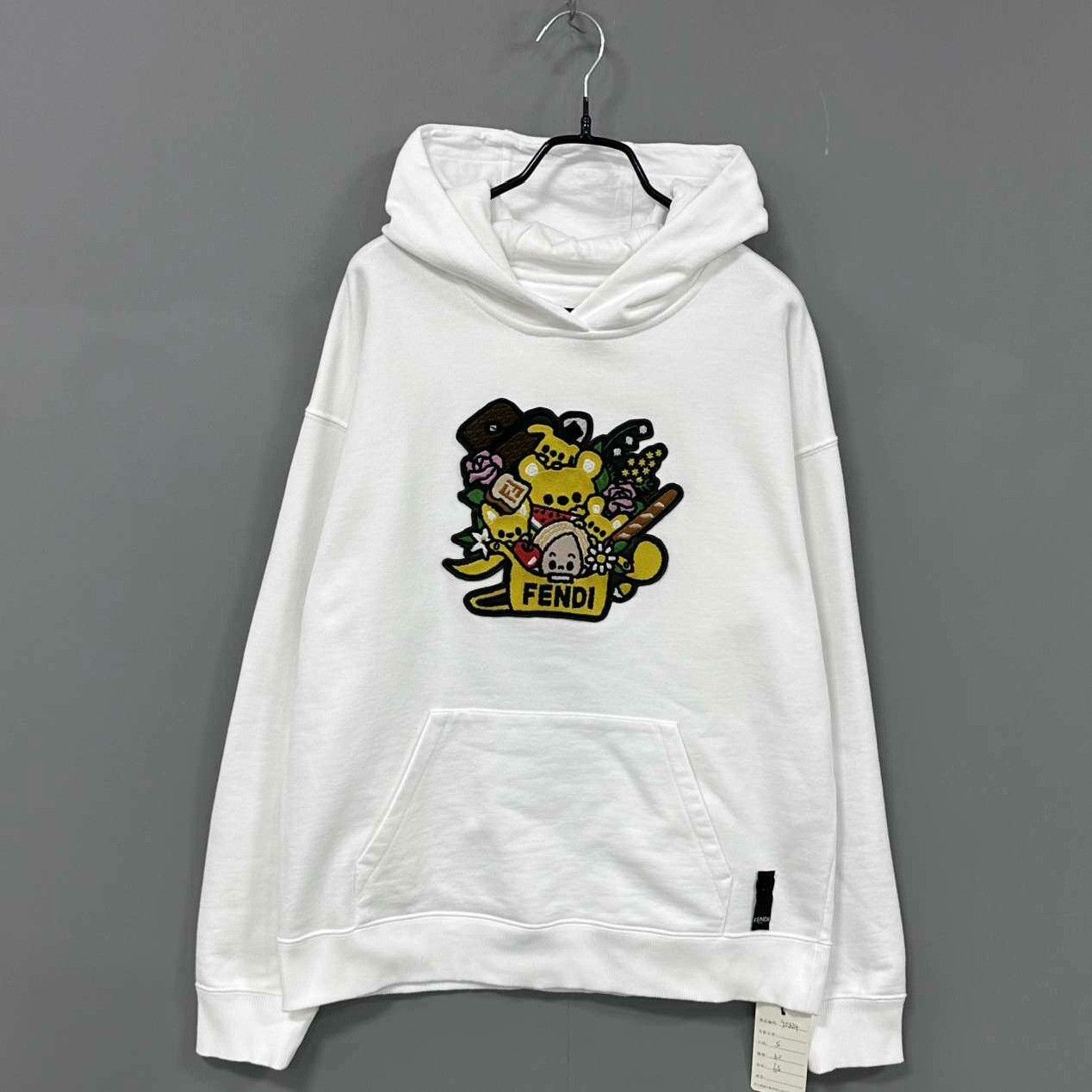 Fendi Fendi Retro Embroidered Hoodie S Women Size S / US 4 / IT 40 - 1 Thumbnail