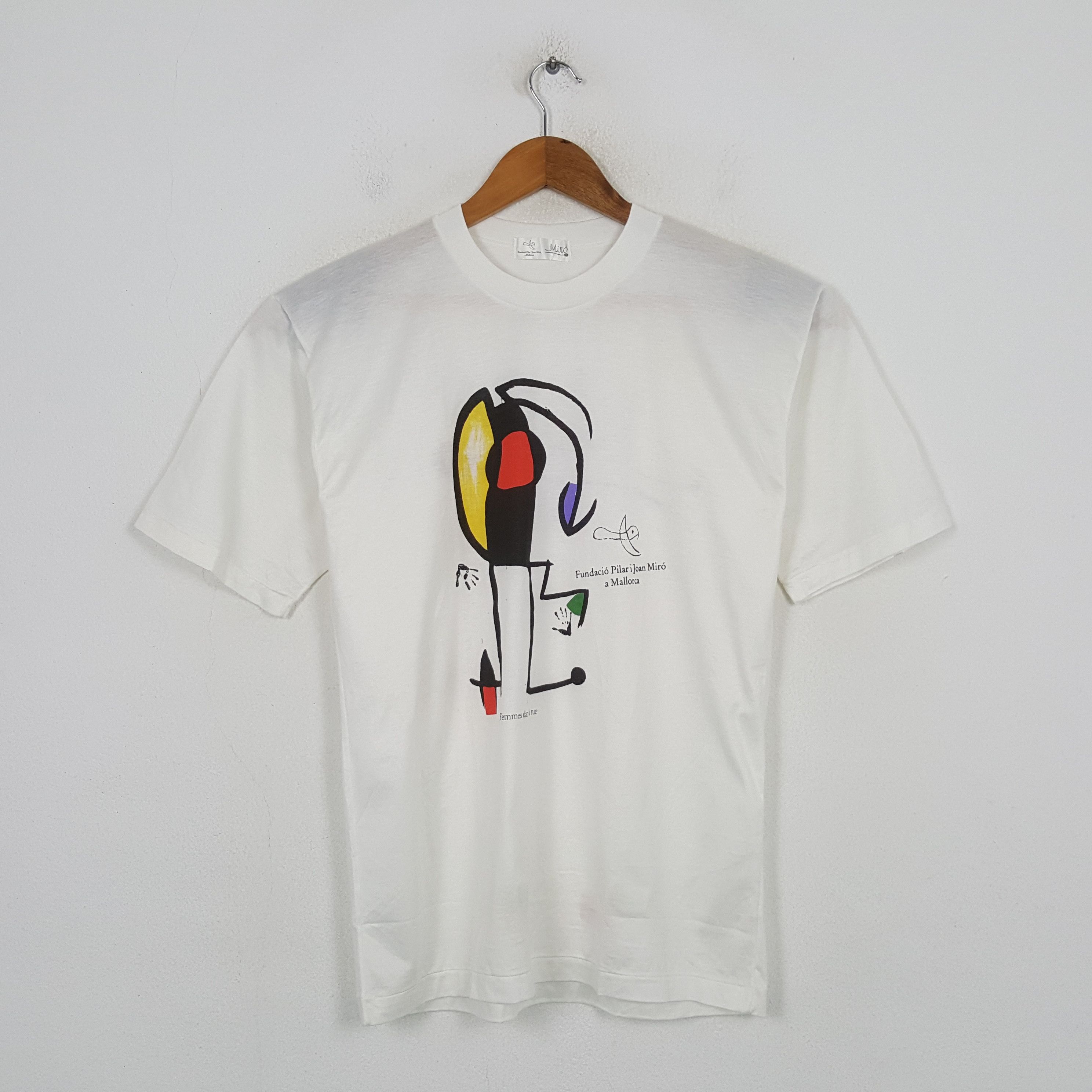 Arts & Science Vintage Joan Miro Spanish Art Painting Brand T-Shirt C301N29 Size US M / EU 48-50 / 2 - 1 Thumbnail