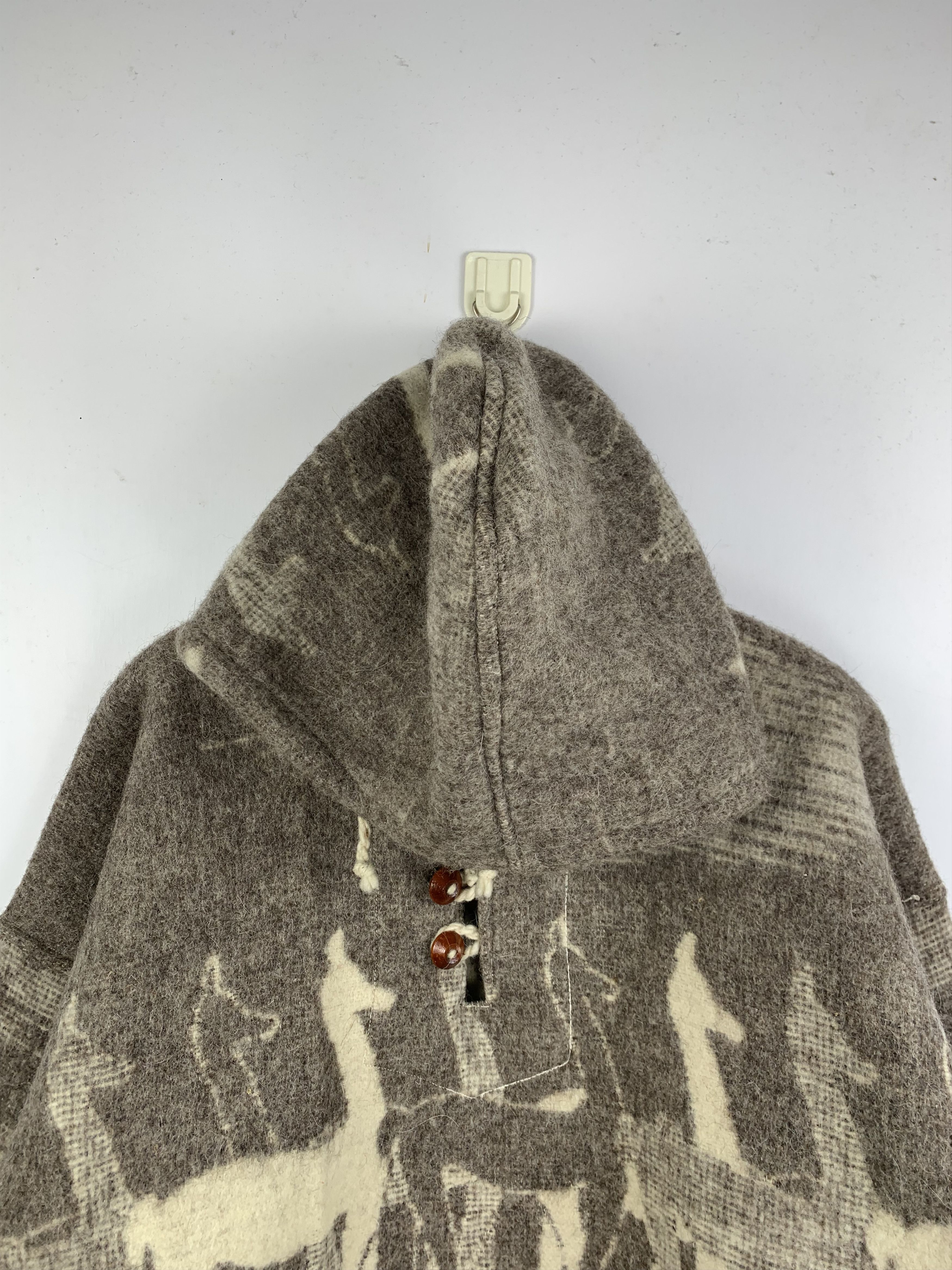 Vintage Vintage 80s Handwoven Art Pullover Wool Hoodie Jacket J1657 Size US L / EU 52-54 / 3 - 2 Thumbnail