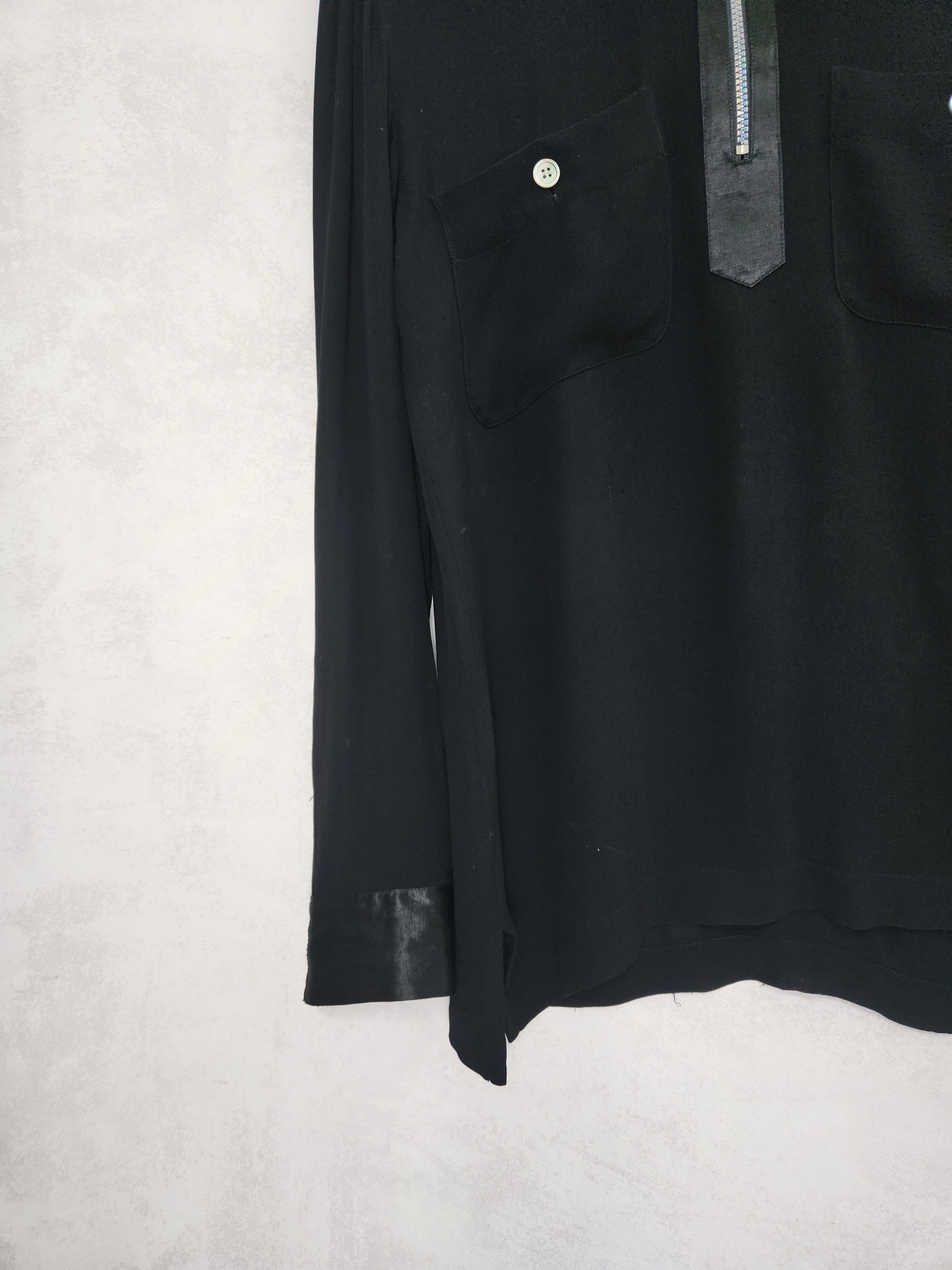 Issey Miyake Issey miyake black cupro 1/3 zip blouse shirt size M Size M / US 6-8 / IT 42-44 - 4 Thumbnail