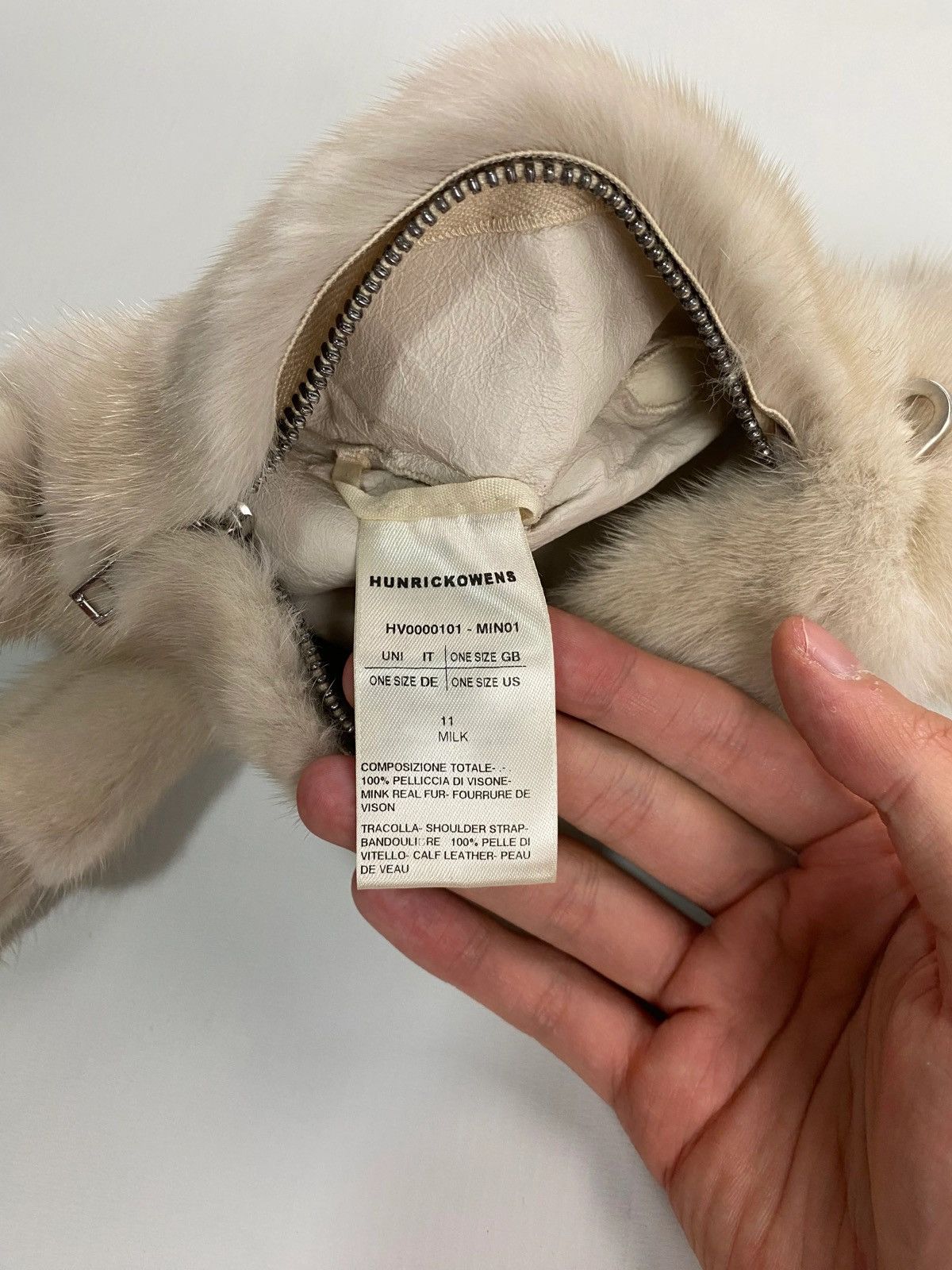 Rick Owens RICK OWENS MINK FUR BUNNY BAG IN WHITE SZ:OS Size ONE SIZE - 6 Thumbnail