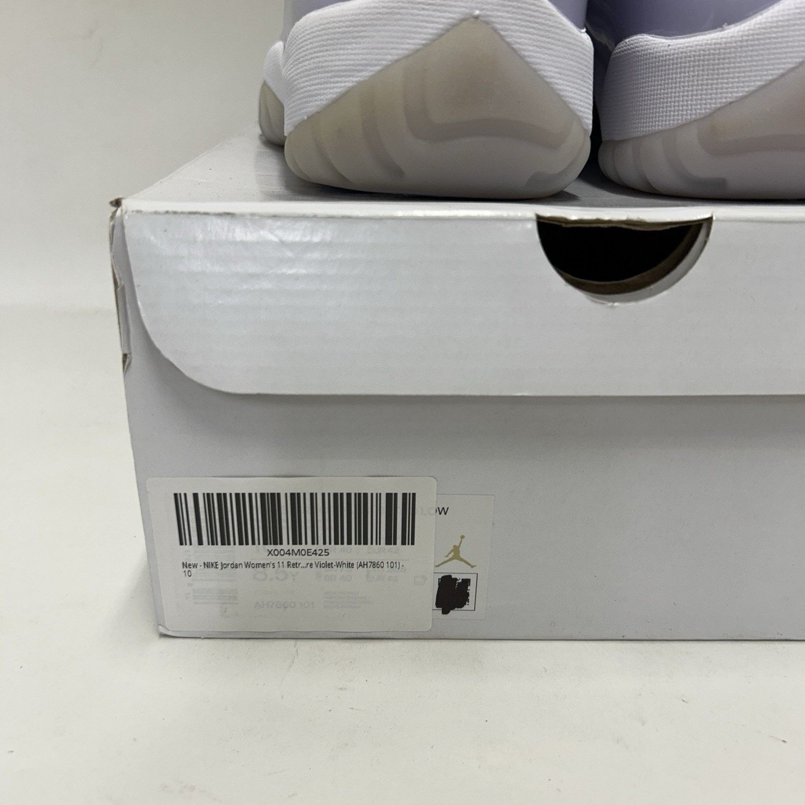 Nike Nike Air Jordan 11 Retro Low WMNS "Pure Violet" AH7860-101 Size US 10 / IT 40 - 5 Thumbnail