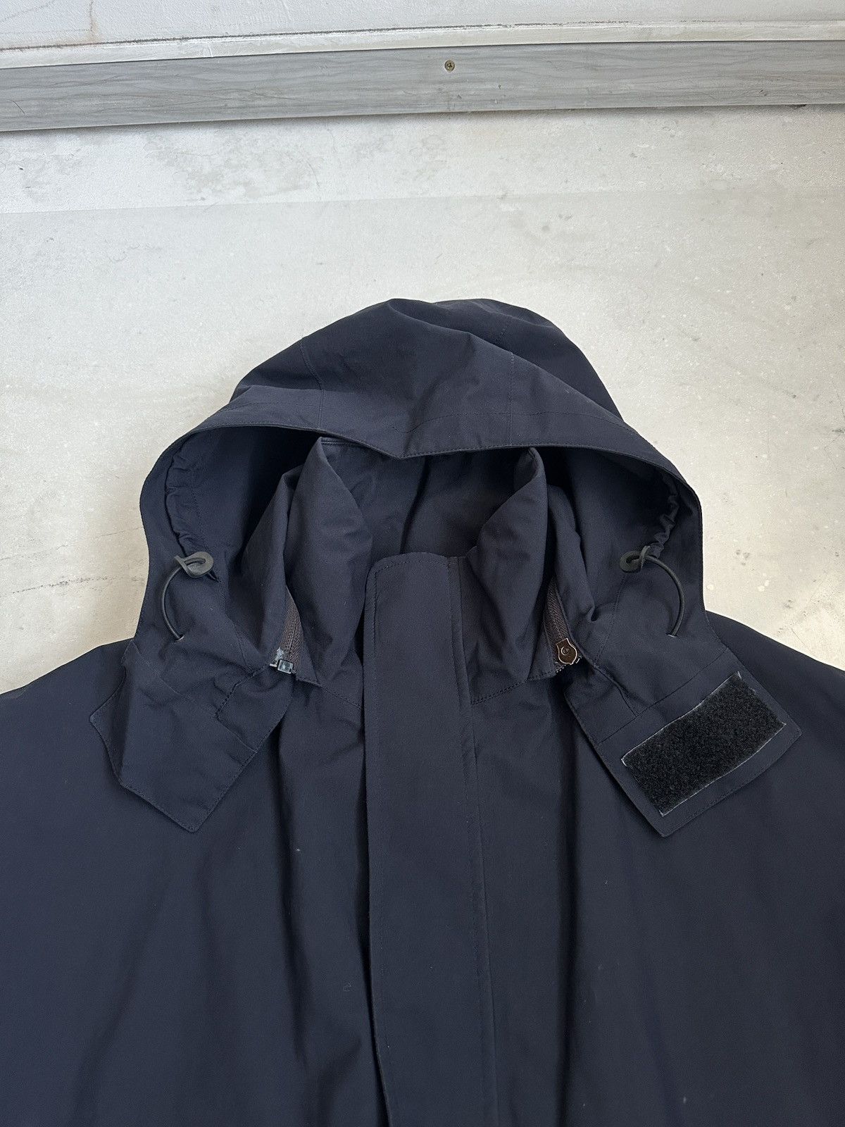 Goretex Prada Gore Tex raincoat SGV7A gorpcore y2k drill red tab Size US L / EU 52-54 / 3 - 9 Thumbnail
