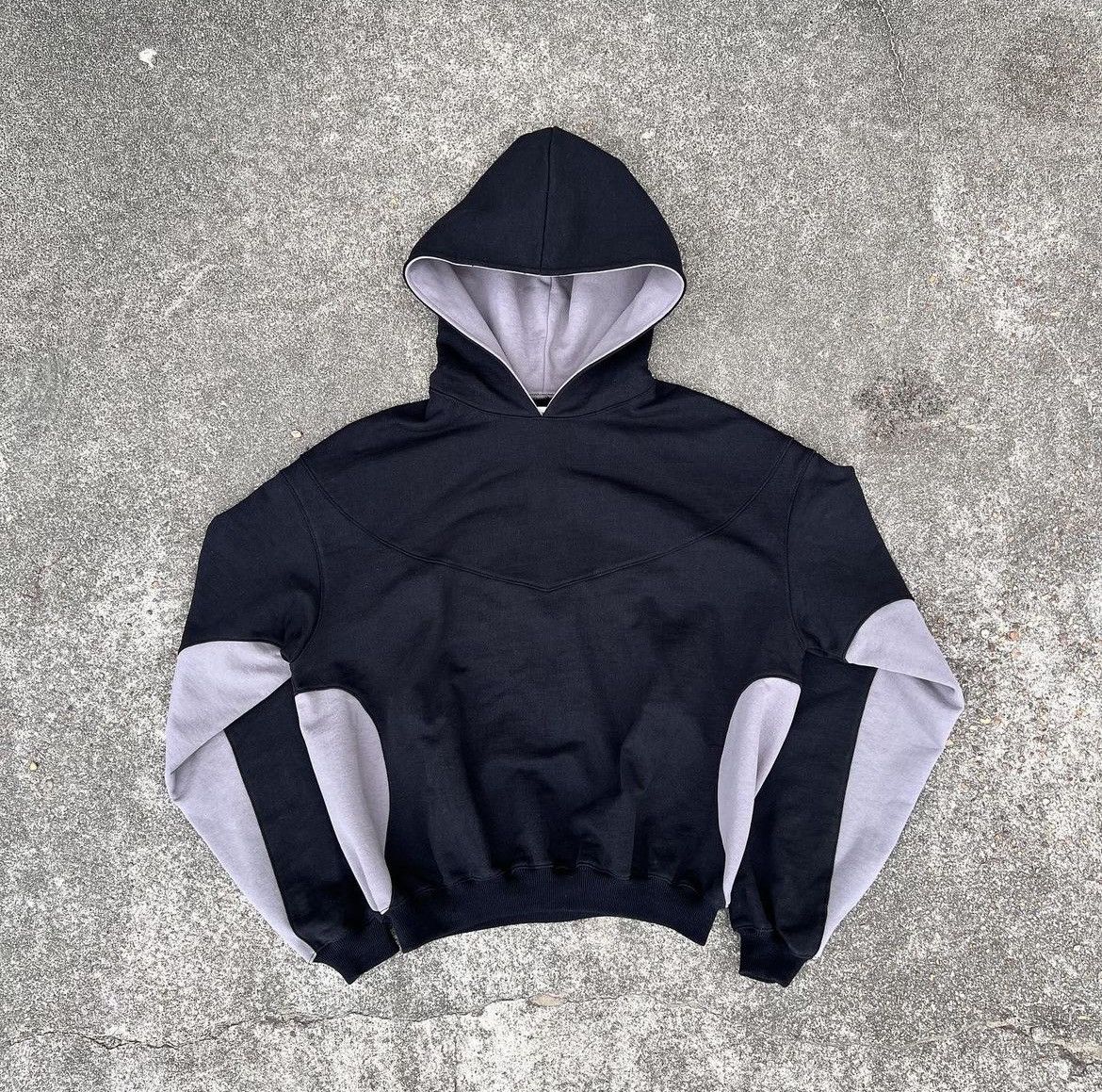 Other Dekoi Studios Ellipse Cropped Hoodie (Black) Size US L / EU 52-54 / 3 - 10 Thumbnail