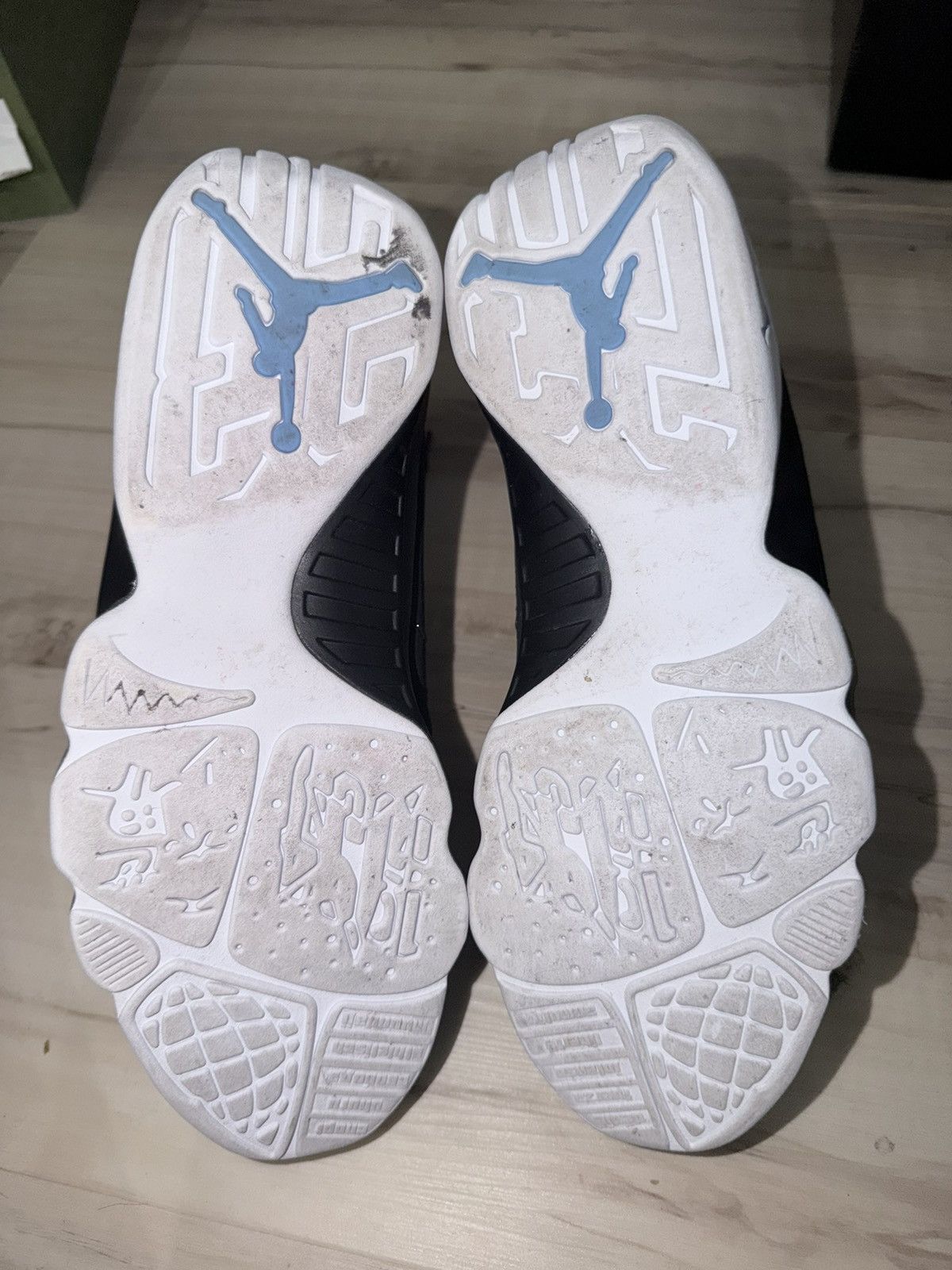 Jordan Brand Jordan Air Jordan 9 university blue Men's Mid Top Sneakers Size US 10 / EU 43 - 5 Thumbnail