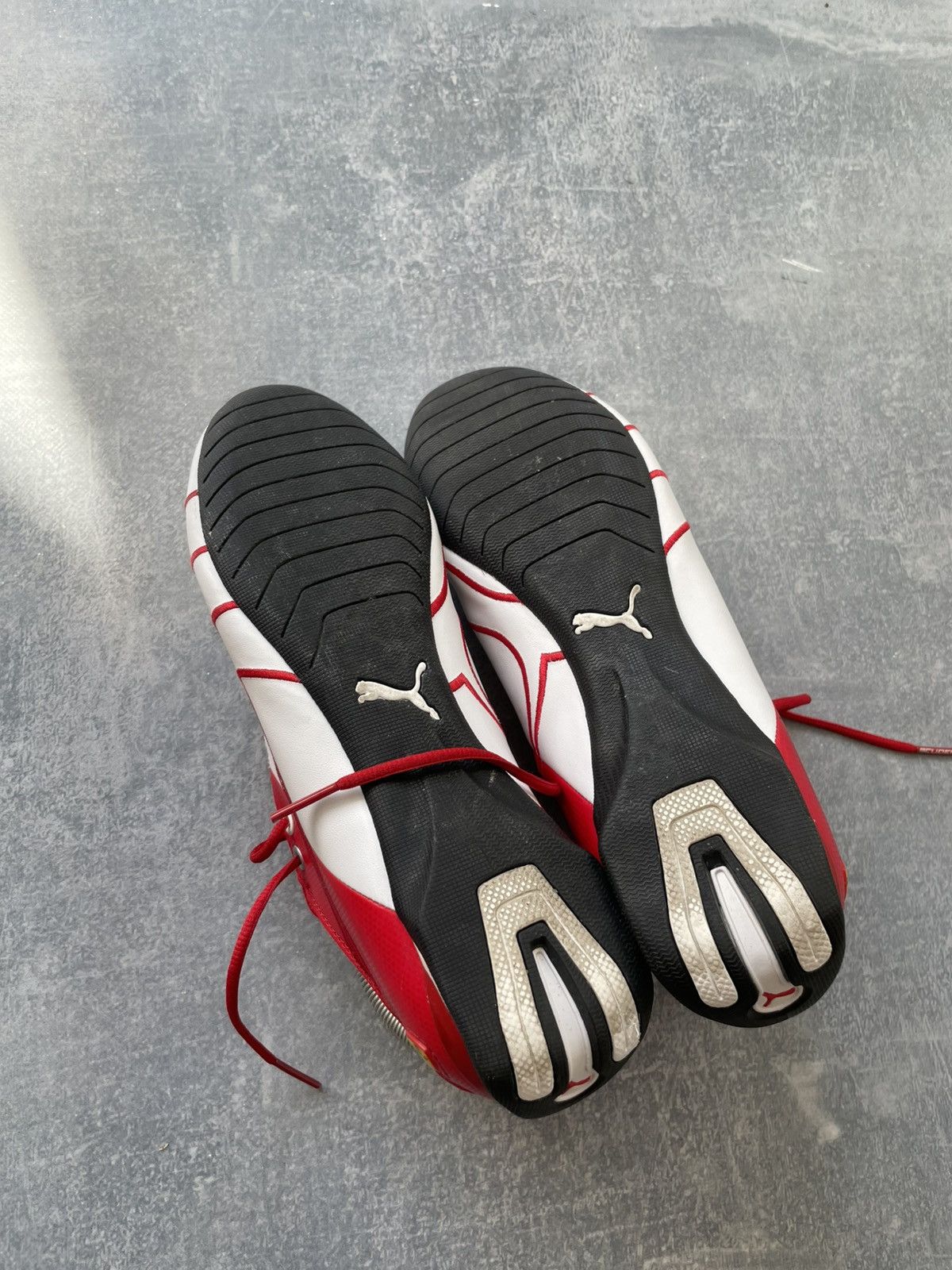 Puma NEW Puma Ferrari Speedcat low top sneakers shoes Size US 10 / EU 43 - 5 Thumbnail