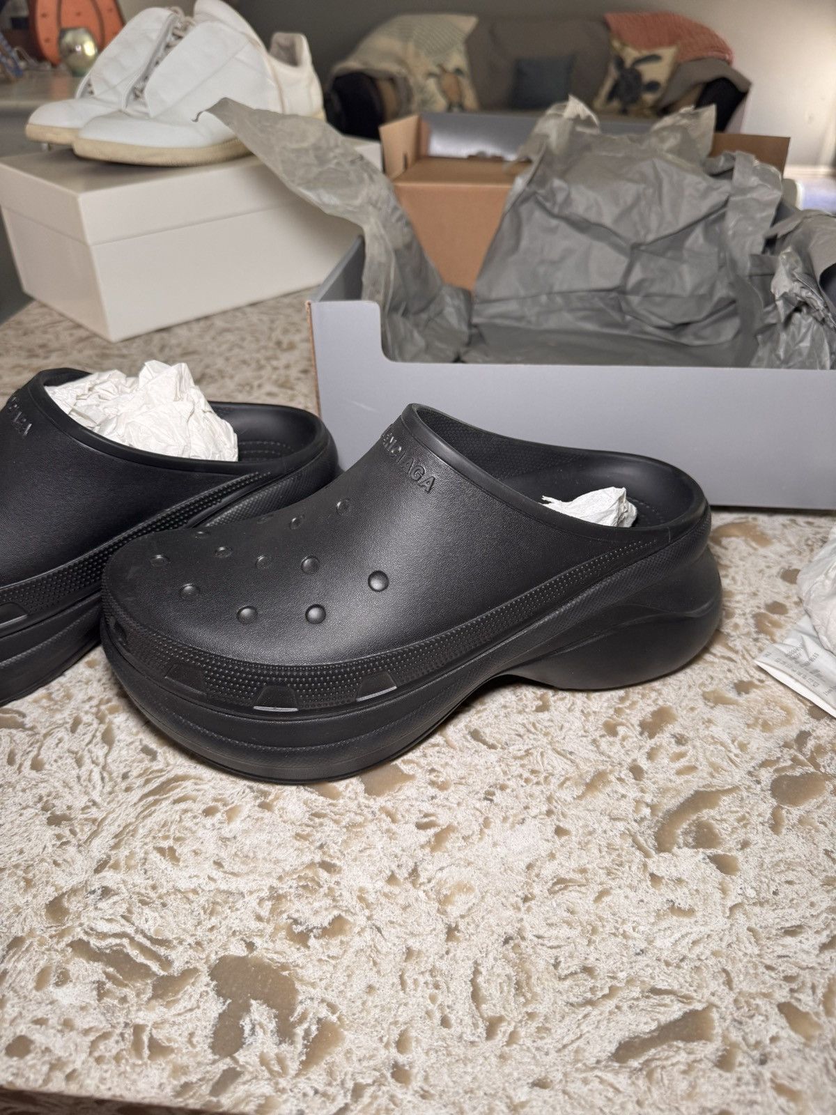 Balenciaga × Crocs Balenciaga x Crocs mule Size US 9 / EU 42 - 5 Thumbnail