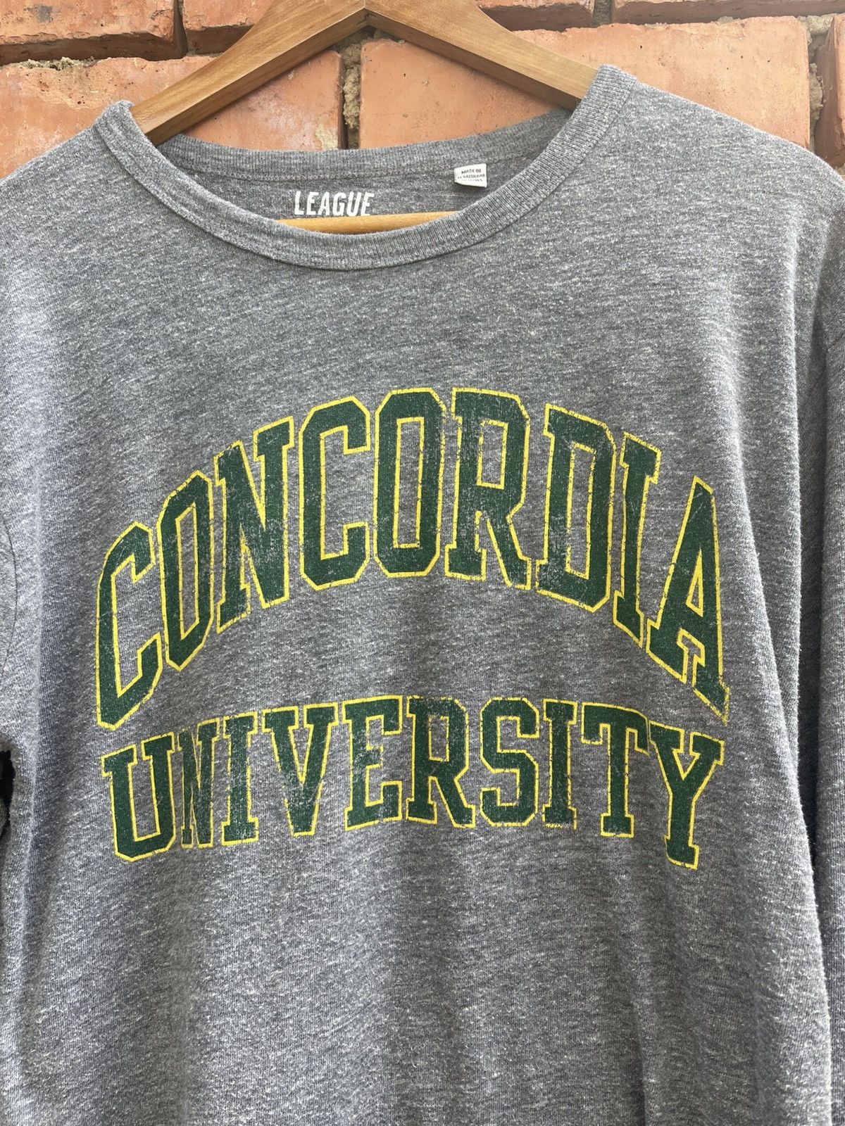 Other VTG Looks CONCORDIA UNIVERSITY 3 BLENDS T-SHIRT Size US L / EU 52-54 / 3 - 2 Thumbnail