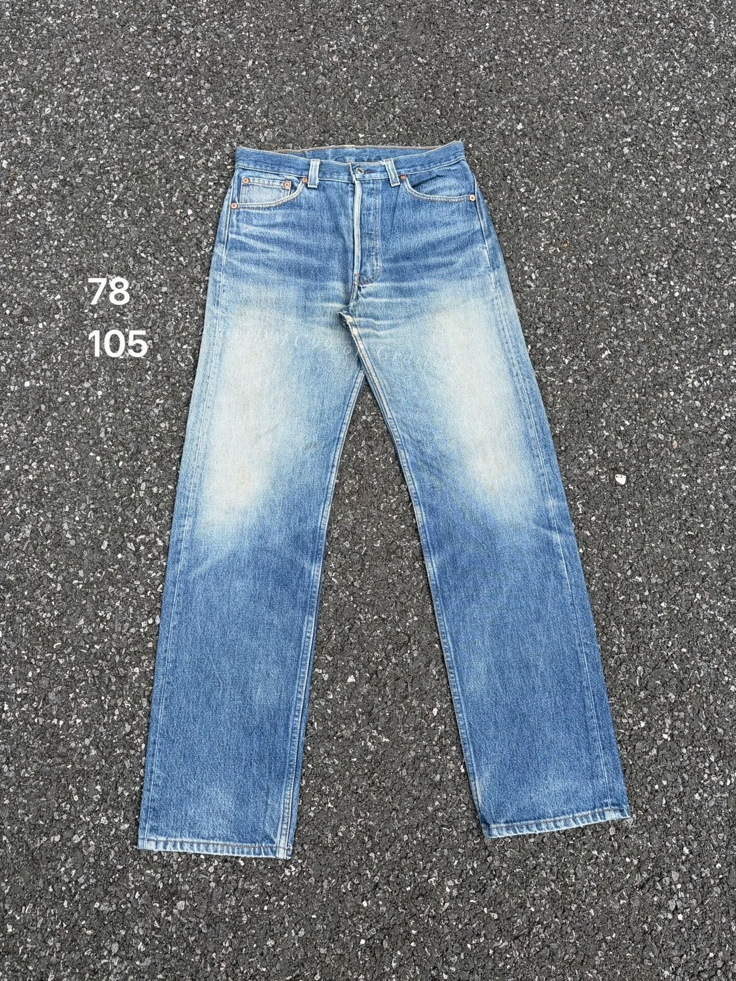 Vintage Vintage 90s Levi's 501 Blue Jeans Size US 31 - 1 Thumbnail