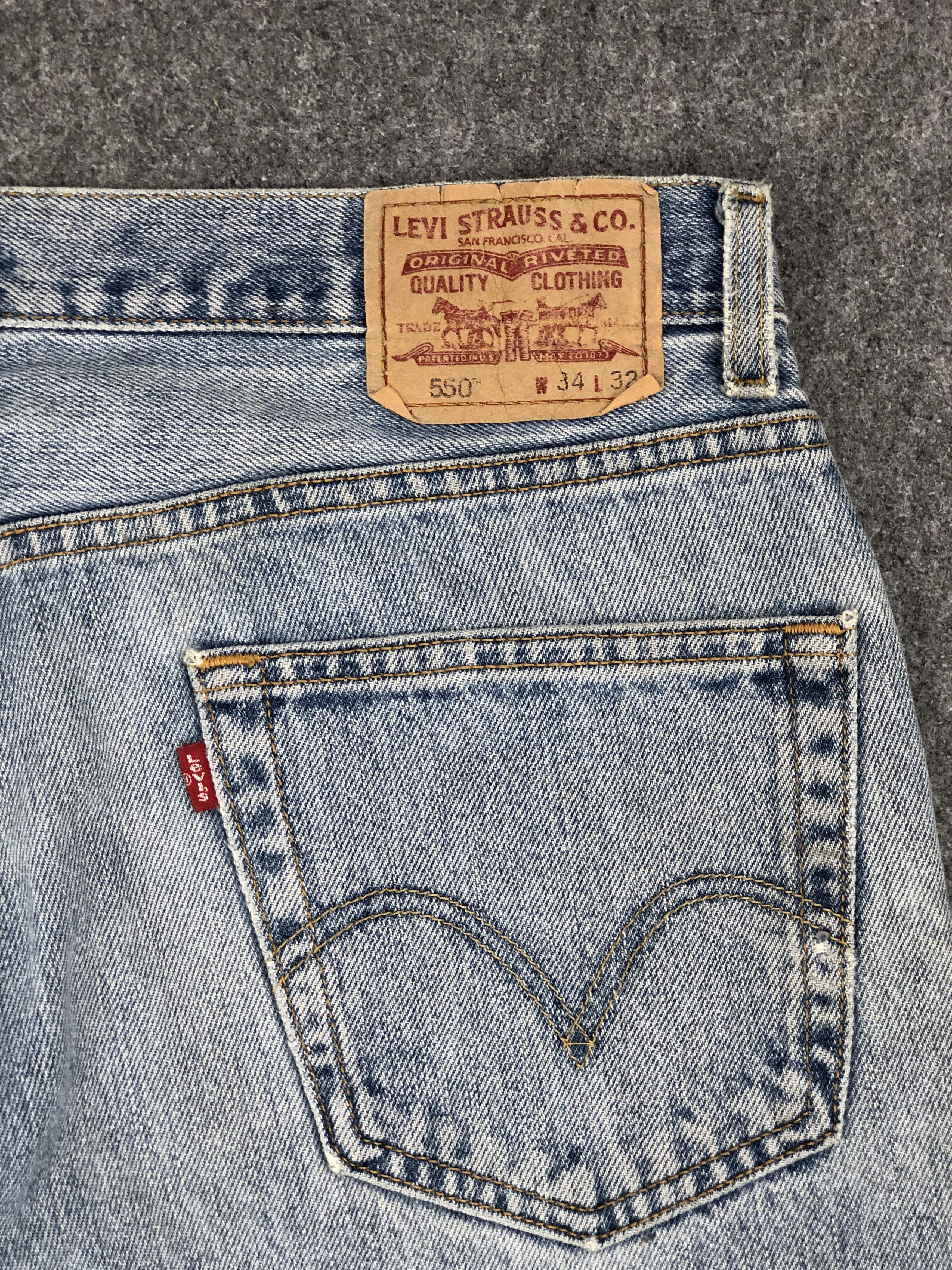 Levi's × Vintage Rusty Vintage Levis 550 Faded Blue Jeans Size US 34 / EU 50 - 16 Thumbnail