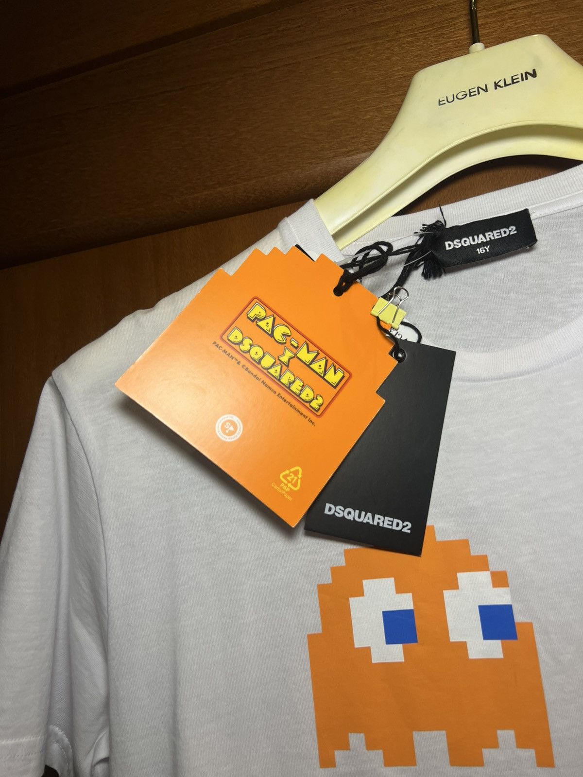 Dsquared2 Dsquared2 x PacMan NEW🎉(S-M)(offers🤝)(rare) Size US M / EU 48-50 / 2 - 4 Thumbnail