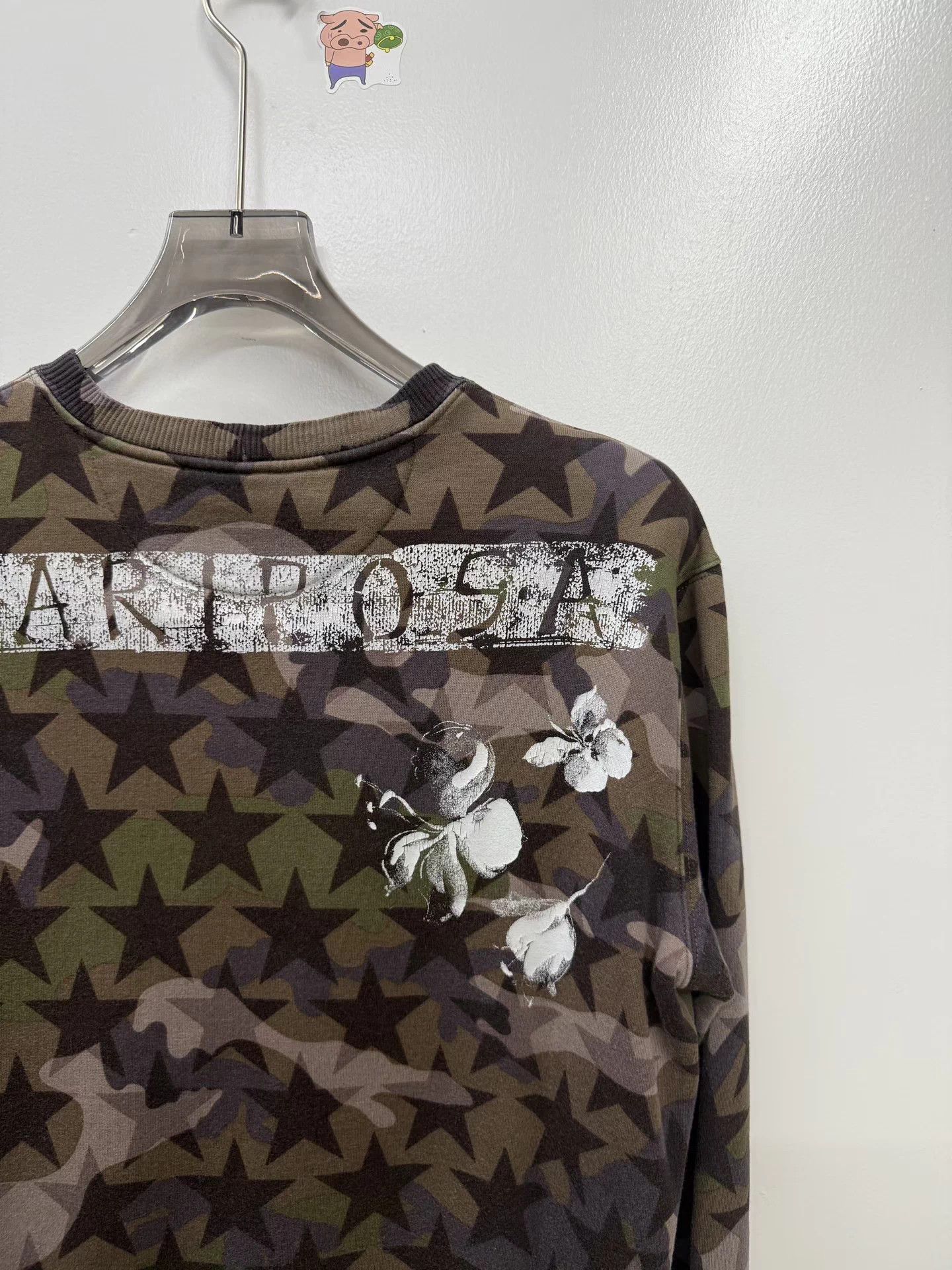 Valentino Valentino Camouflage Star Print Crewneck Sweatshirt S Size US S / EU 44-46 / 1 - 4 Thumbnail