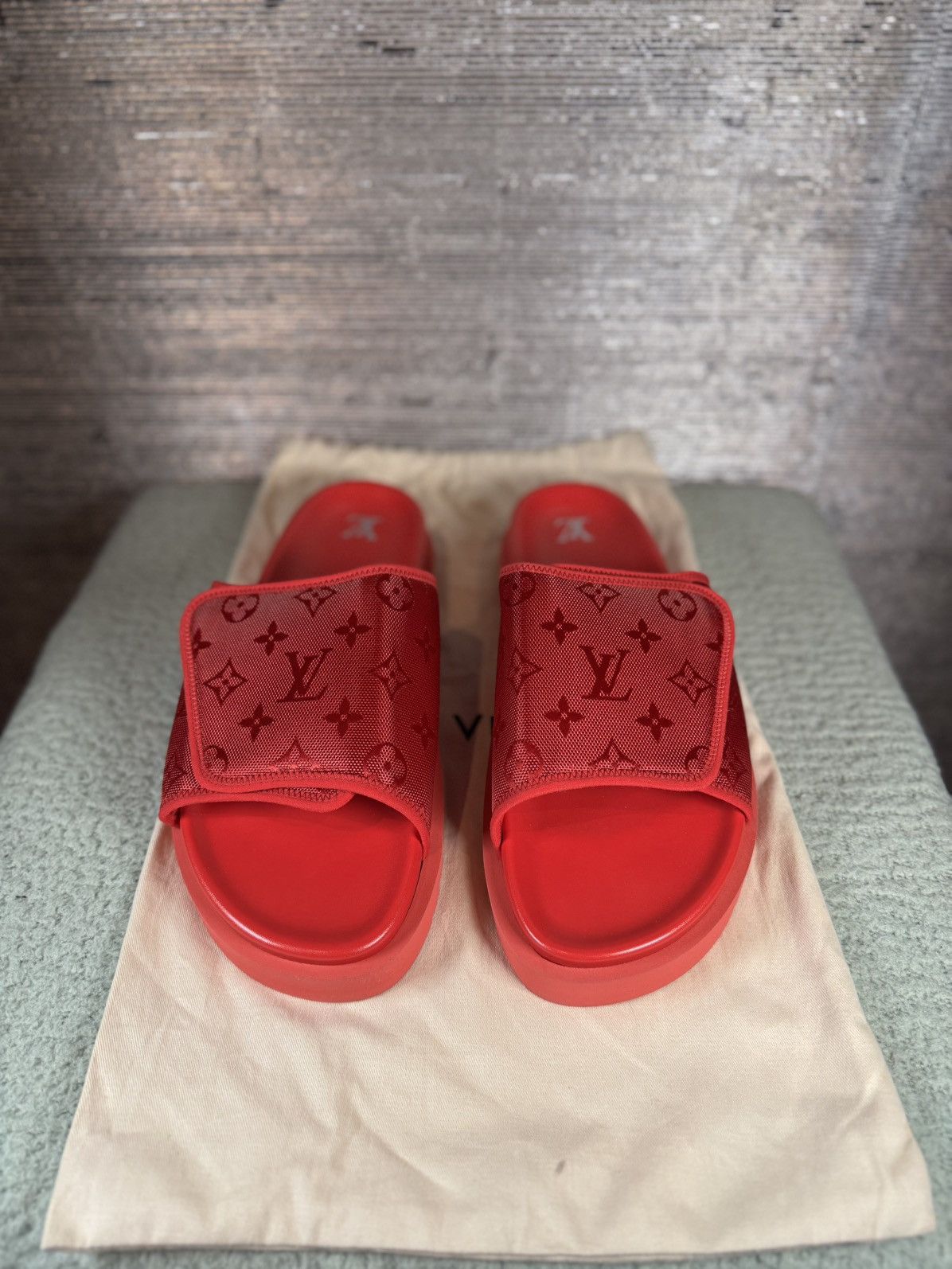 Louis Vuitton Louis Vuitton Monogram Slides Size US 13 / EU 46 - 2 Thumbnail