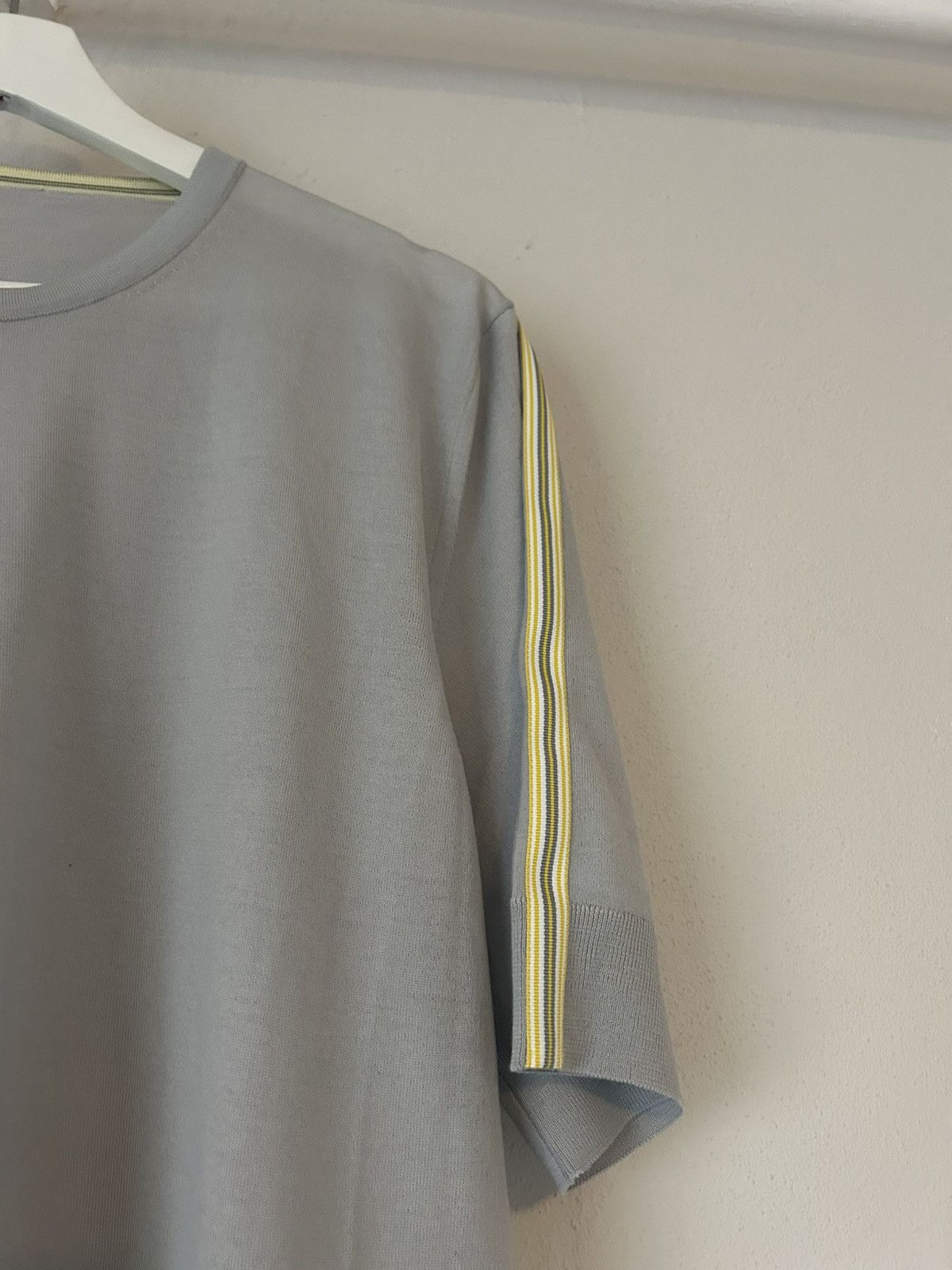 Hermes Hermès Gray Wool T-Shirt with Yellow Stripe Accents - Size L Size US L / EU 52-54 / 3 - 4 Thumbnail
