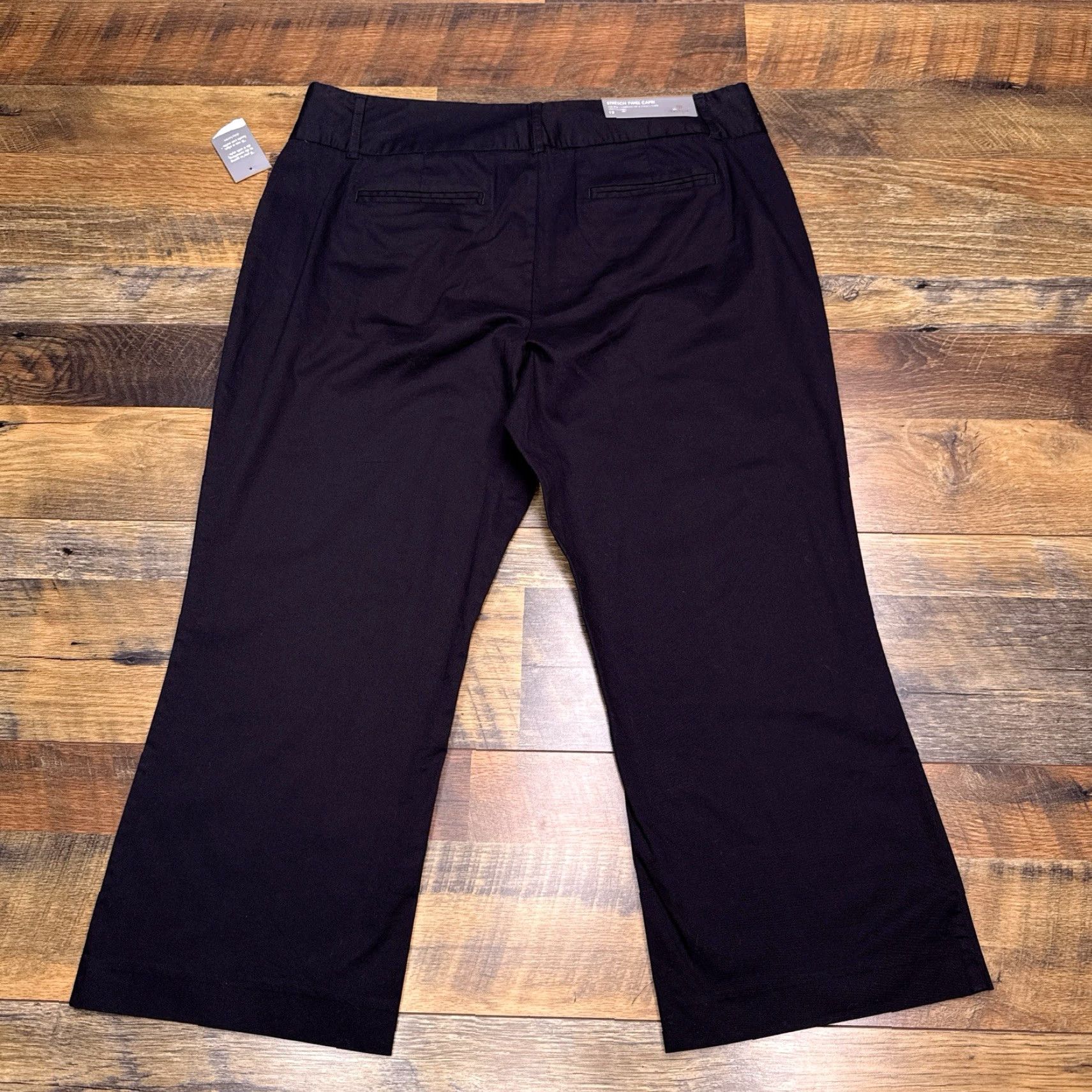 Vintage Daisy Fuentes Capri Pants Onyx 12 Mid Rise Twill Stretch Waist 33 Zipper Straight Leg Women Pants Vintage No N/A Size 34" / US 12 / IT 48 - 2 Thumbnail