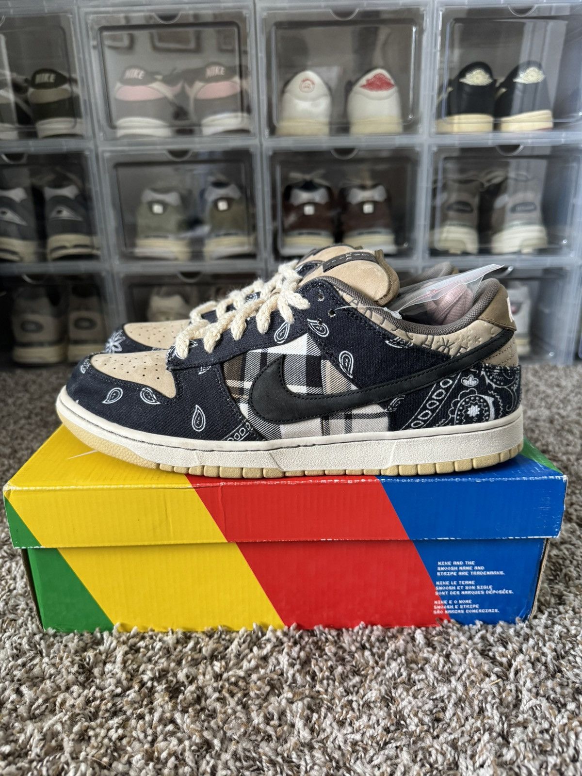 Nike × Travis Scott Nike SB Dunk Low Travis Scott Cactus Jack Size 12 Size US 12 / EU 45 - 1 Thumbnail