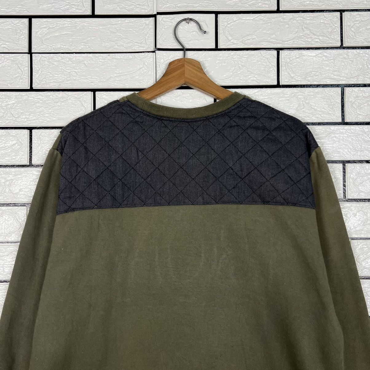 Boy London BOY LONDON Big Logo Khaki Crewneck Sweatshirt #4007-C182 Size US L / EU 52-54 / 3 - 15 Thumbnail