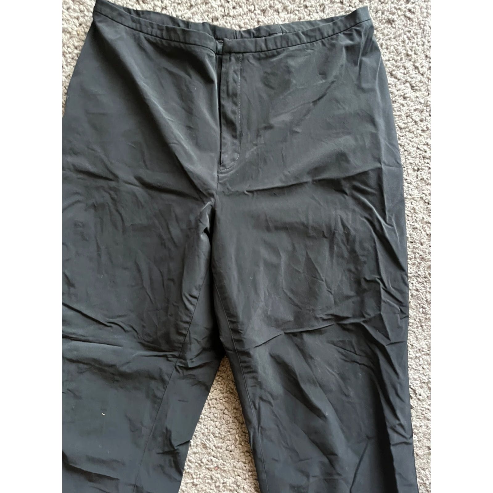 Banana Republic Banana Republic Cropped Capri Trouser Pants Womens Size 14 Black Nylon Cotton Canvas Beige Zip Button Wide-Leg Inseam 23.5 in Size 27" / US 4 / IT 40 - 2 Thumbnail