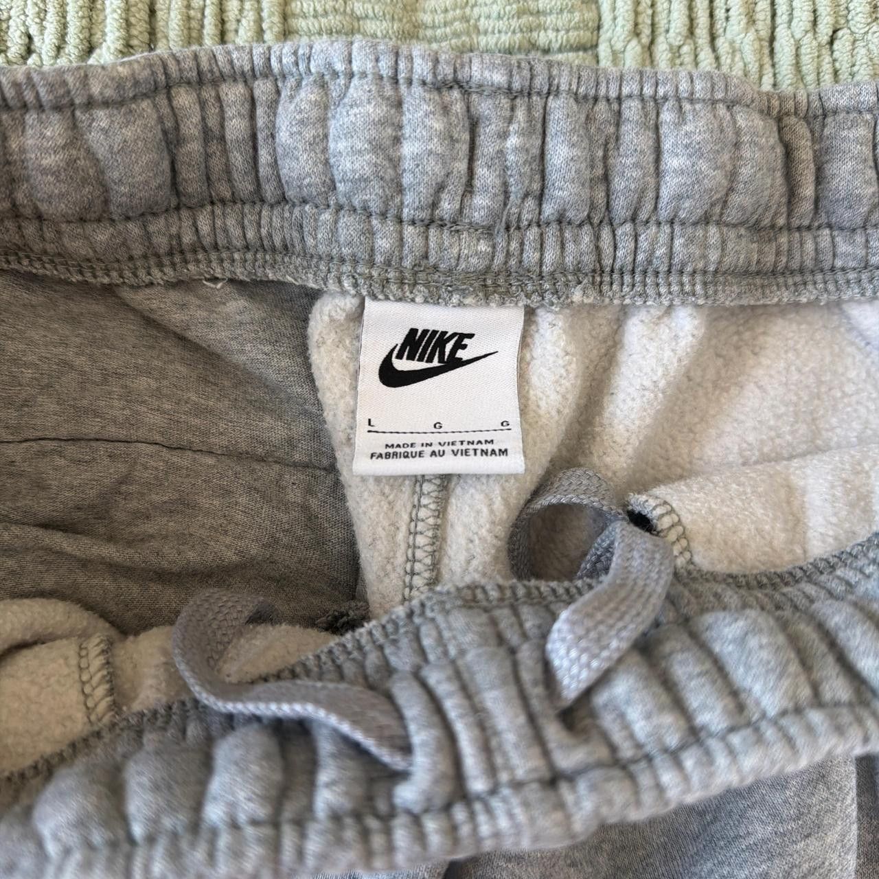 Nike Nike Men's Grey Joggers-tracksuits Size US 32 / EU 48 - 3 Thumbnail