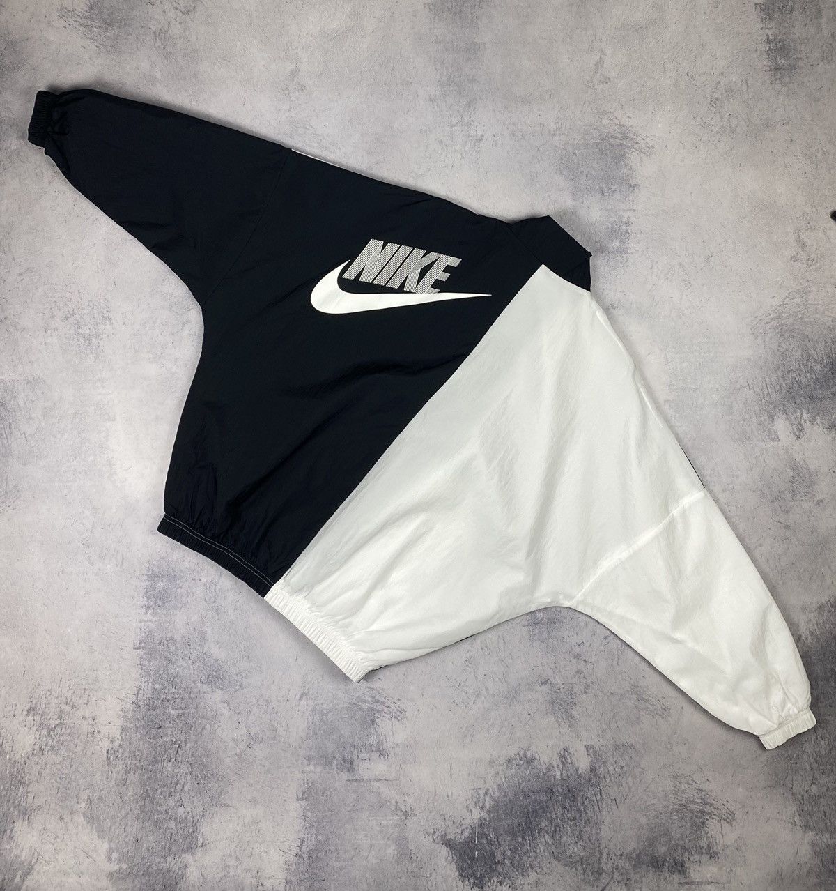 Nike New Nike Swoosh Big Logo Nylon Y2K Drill Jacket Bomber Size S / US 4 / IT 40 - 12 Thumbnail