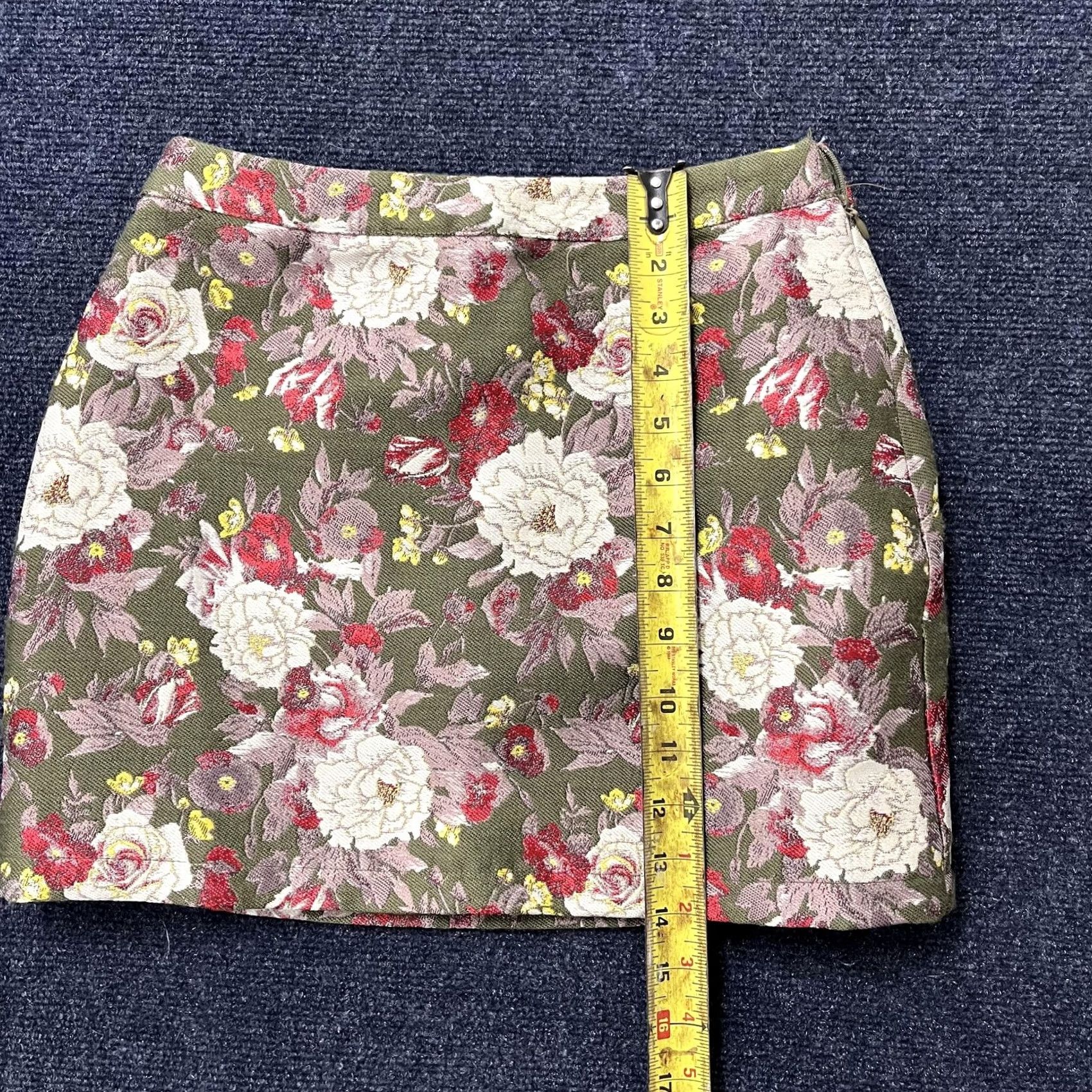 Forever 21 FOREVER 21 Skirt Womens XS Green Floral Jacquard Lined Mini Party Size 26" / US 2 / IT 38 - 6 Thumbnail