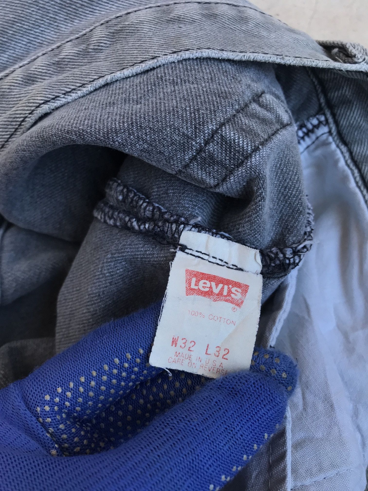Levi's × Vintage Vintage Levis 501 dirty distressed faded black jean Size US 30 / EU 46 - 12 Thumbnail
