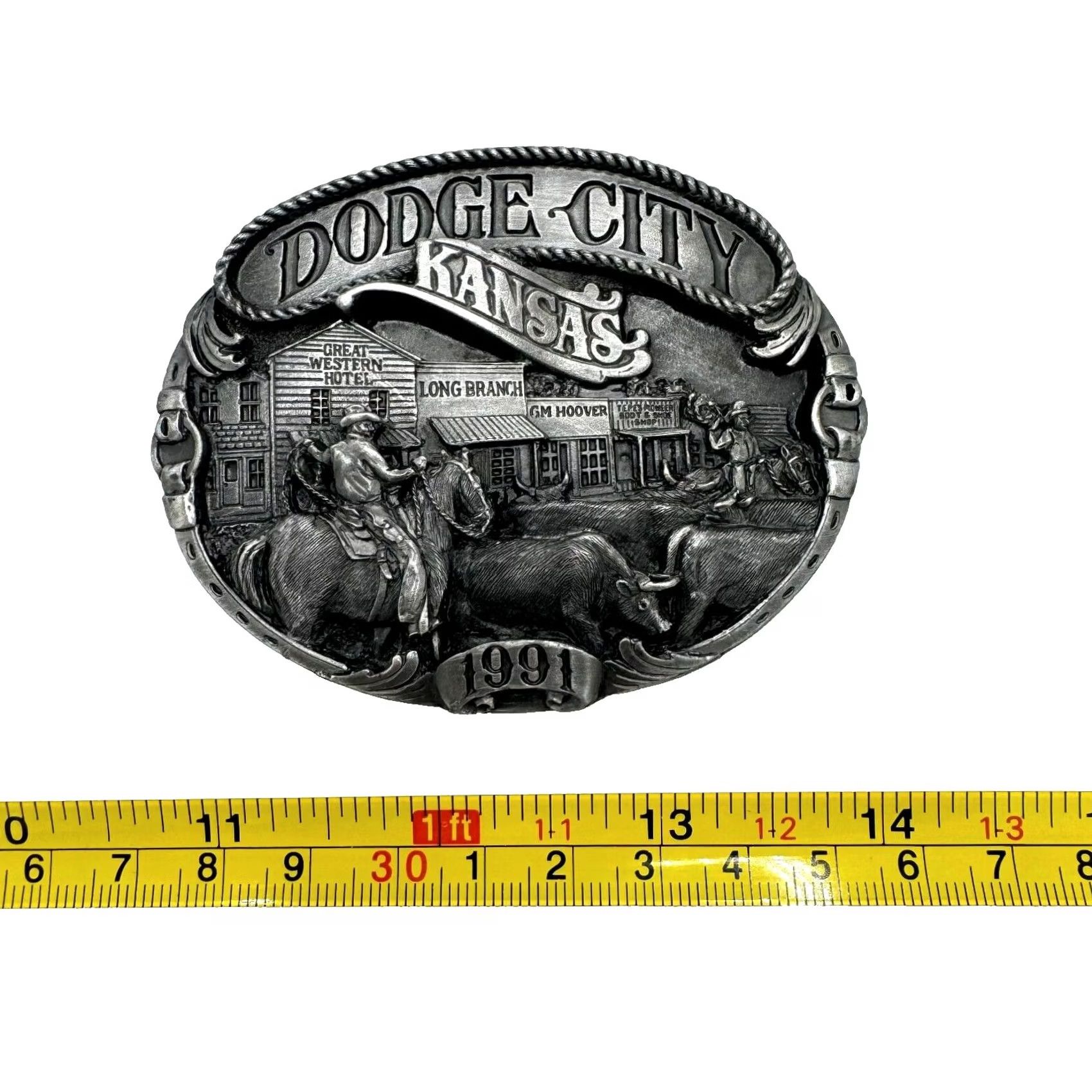 Vintage Siskiyou Dodge City Kansas Old West Cowboys Cattle Metal Belt Buckle 1991 Adult Unisex Silver Size ONE SIZE - 4 Thumbnail