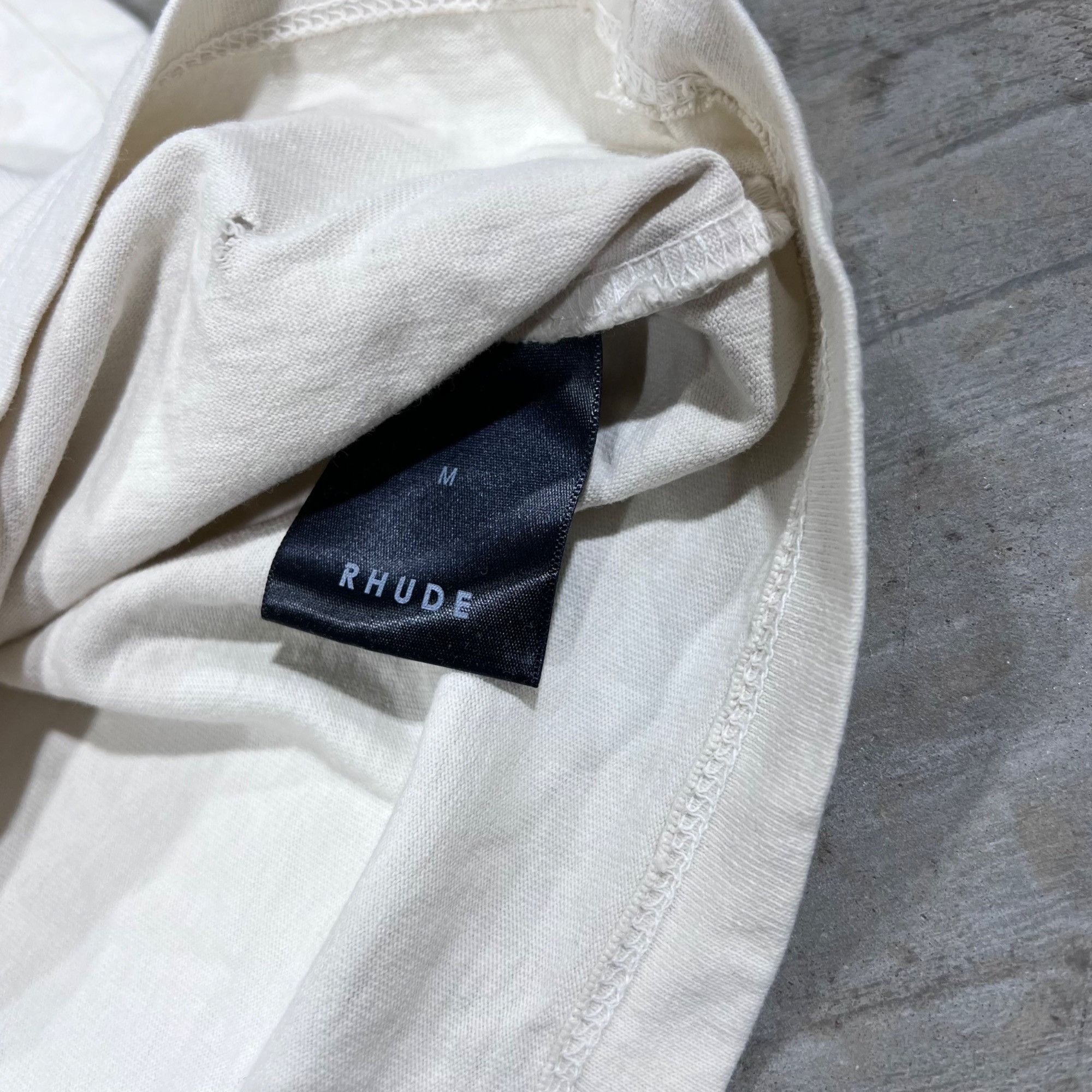 Rhude NEW RHUDE SIDE LOGO CREAM TEE SZ MEDIUM Size US M / EU 48-50 / 2 - 6 Thumbnail