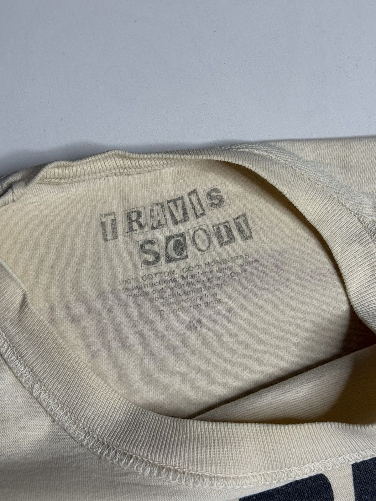 Travis Scott OG Travis Scott Birds Tour L/S Tee “Cream” [M] PREOWNED Size US M / EU 48-50 / 2 - 6 Thumbnail