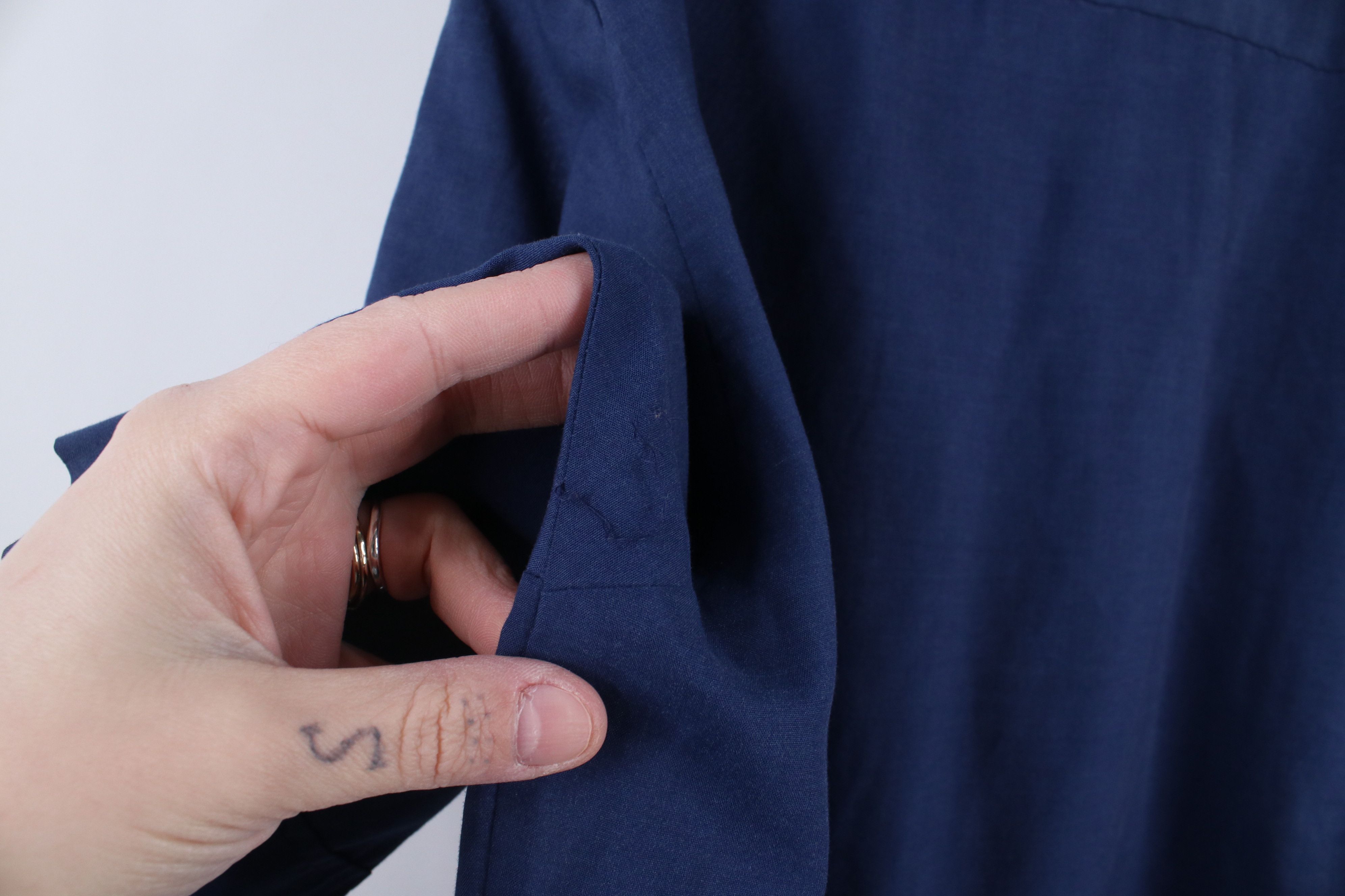 Vintage Vintage 70s Streetwear Short Sleeve Collared Button Shirt Size US L / EU 52-54 / 3 - 14 Thumbnail