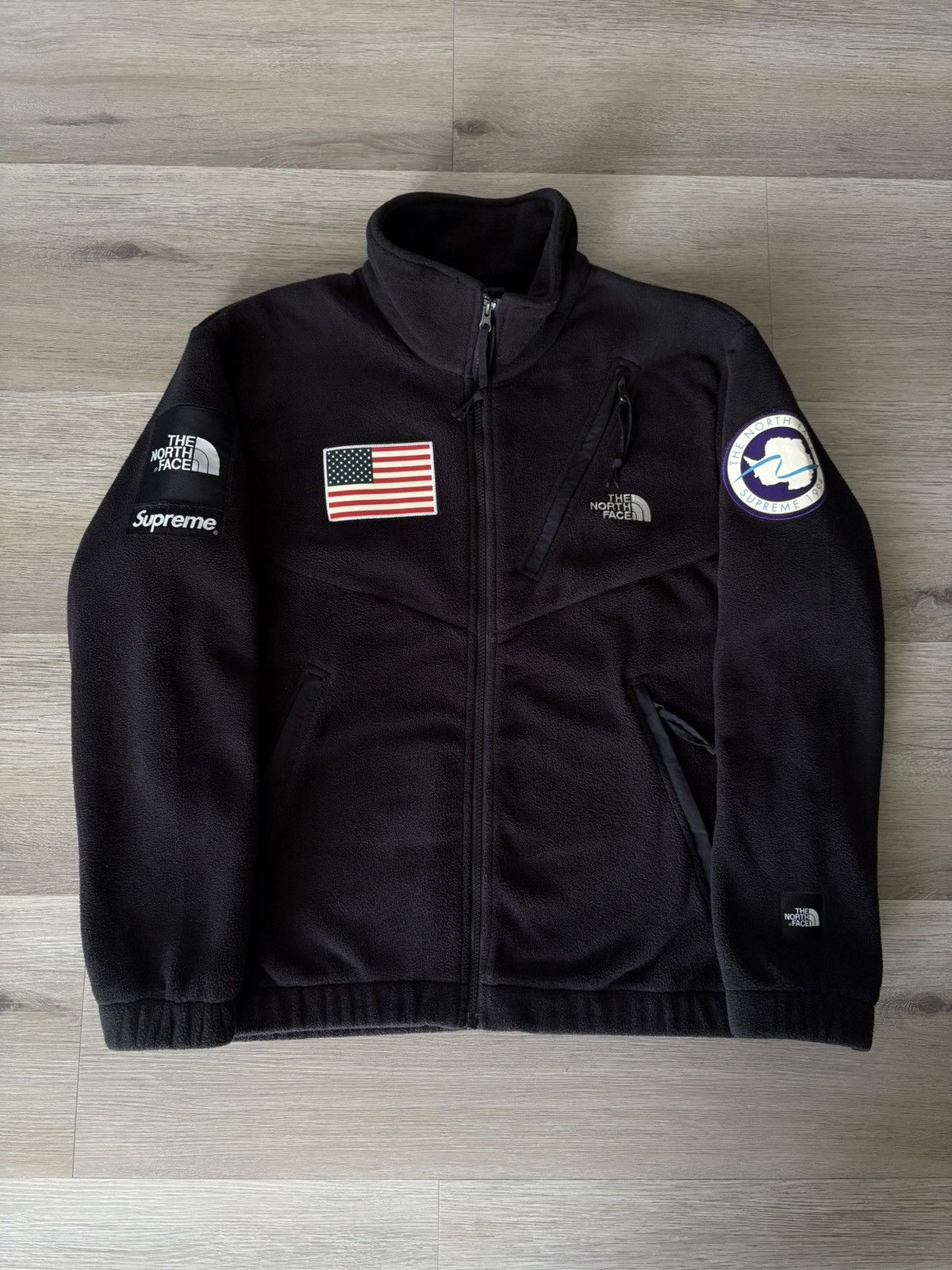 Supreme × The North Face Supreme x The North Face Trans Antarctica