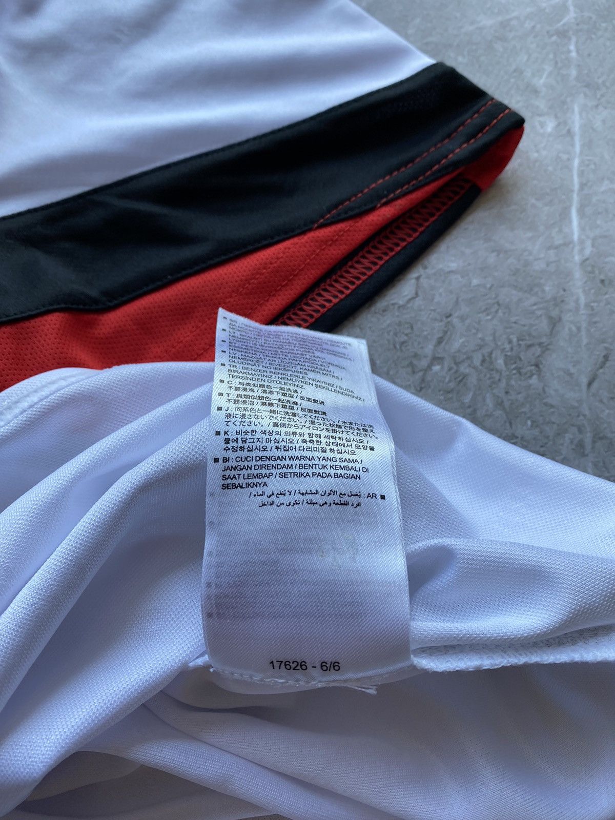 Umbro Umbro 2021/22 AFC Bournemouth Away Soccer Football Jersey Size US M / EU 48-50 / 2 - 14 Thumbnail