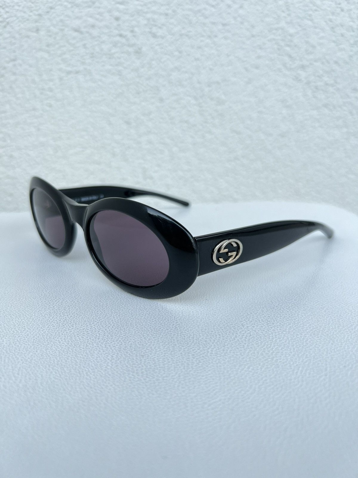 小物 GUCCI by TOM FORD oval sunglasses black Gucci Tom Ford Black Vintage Sunglasses ○ Labellov ○ Buy