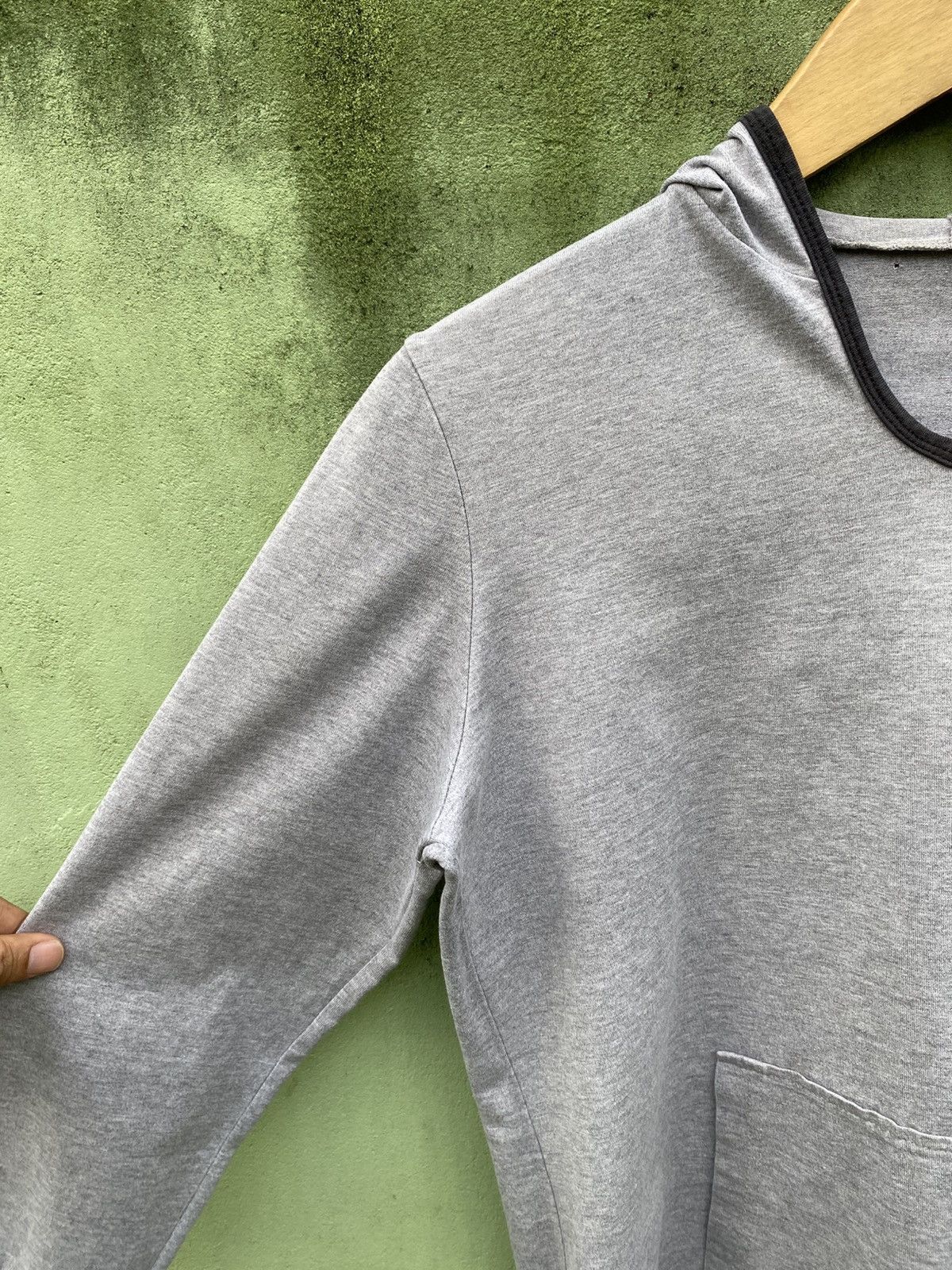 Japanese Brand Japanese Clean Aesthetic V-Neck Hoodie Essential Wear Style Size US L / EU 52-54 / 3 - 3 Thumbnail